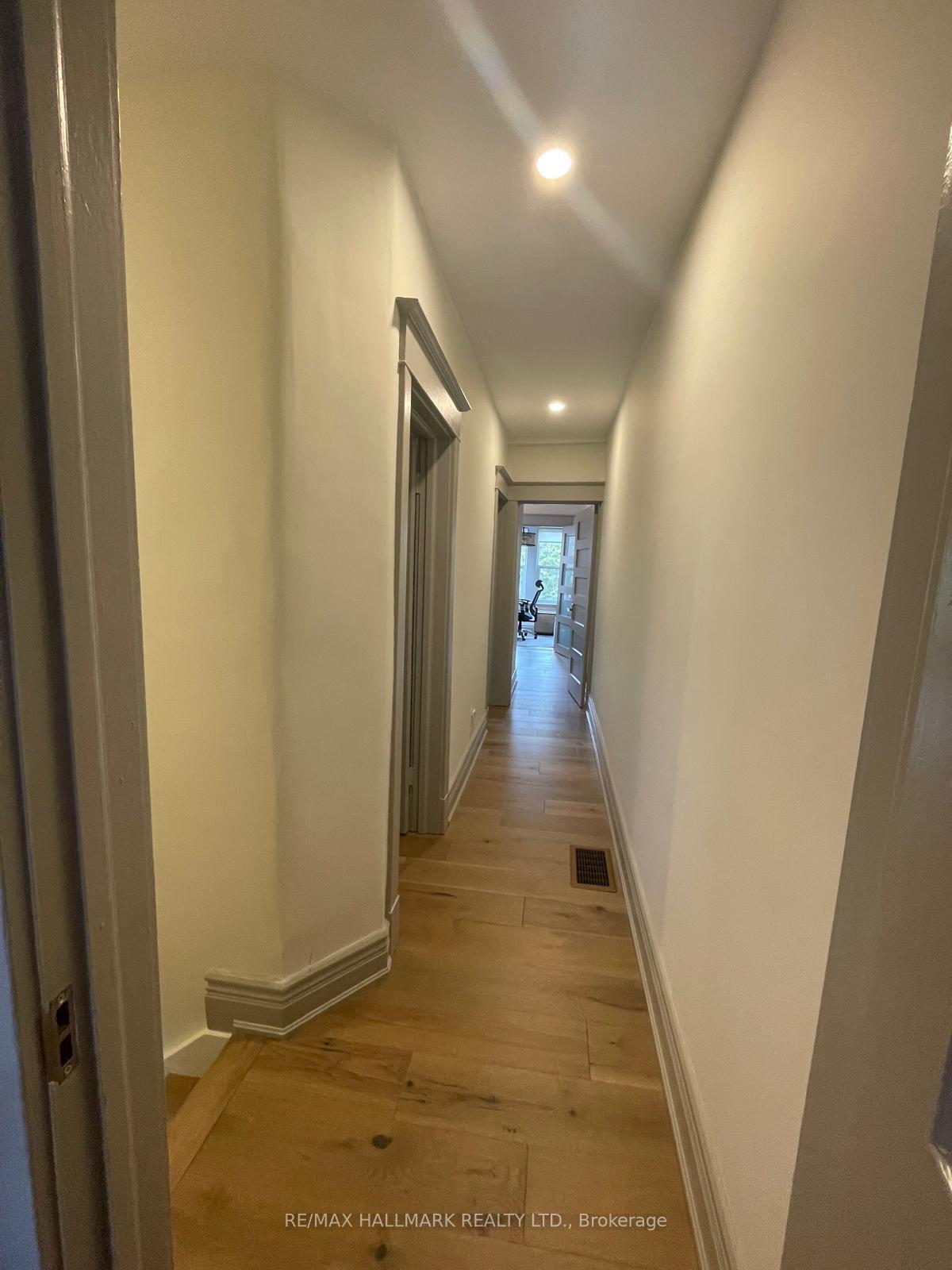 Photo 10 of Unit House, 280 Beech Avenue, Toronto, The Beaches — HOMEH