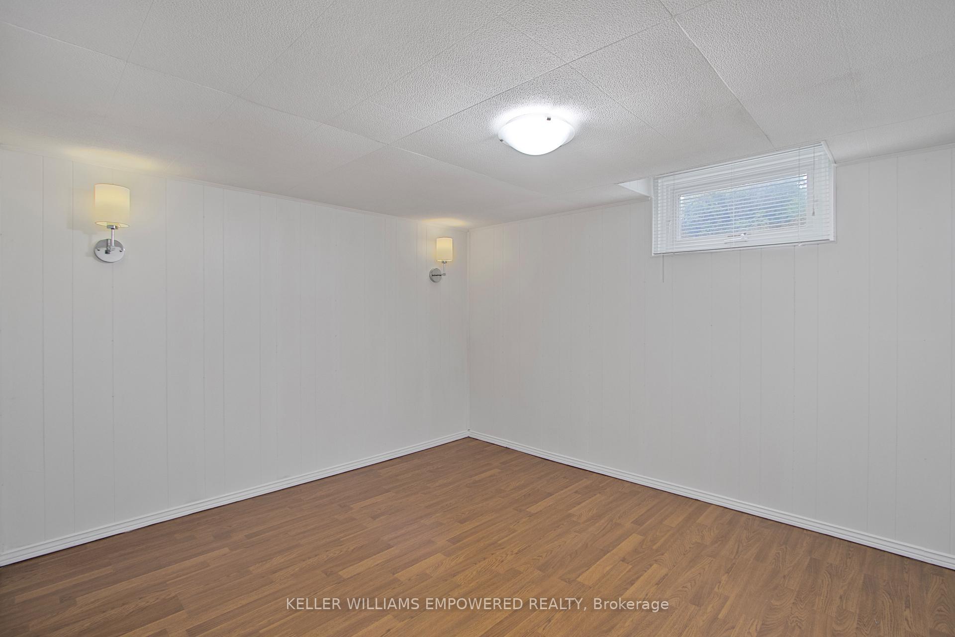 Photo 21 of 711 Bowan Street, Strathroy-Caradoc, Mount Brydges — HOMEH