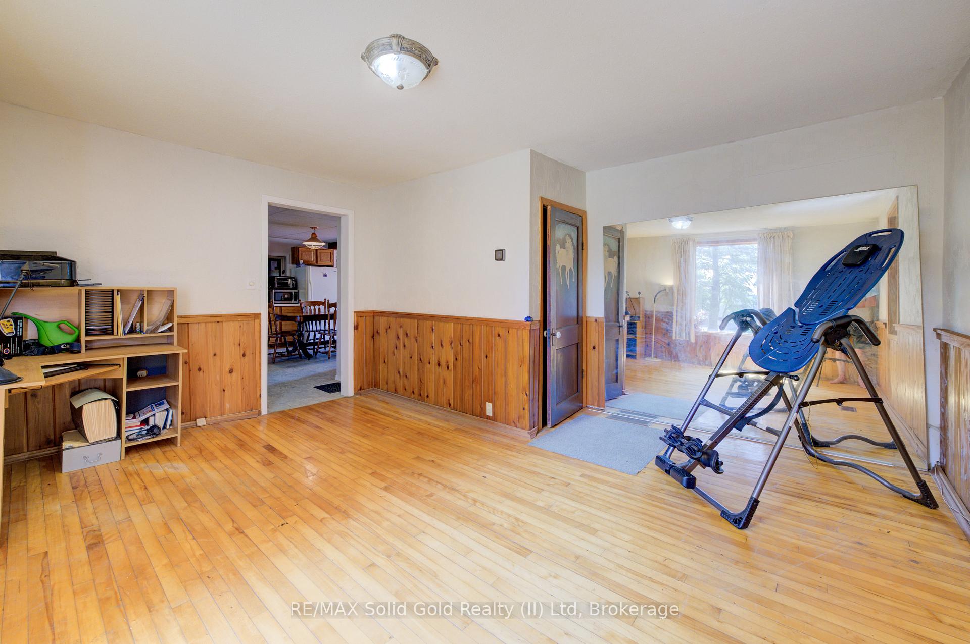 Photo 10 of 17656 Gregory Drive, Thames Centre, Wellburn — HOMEH