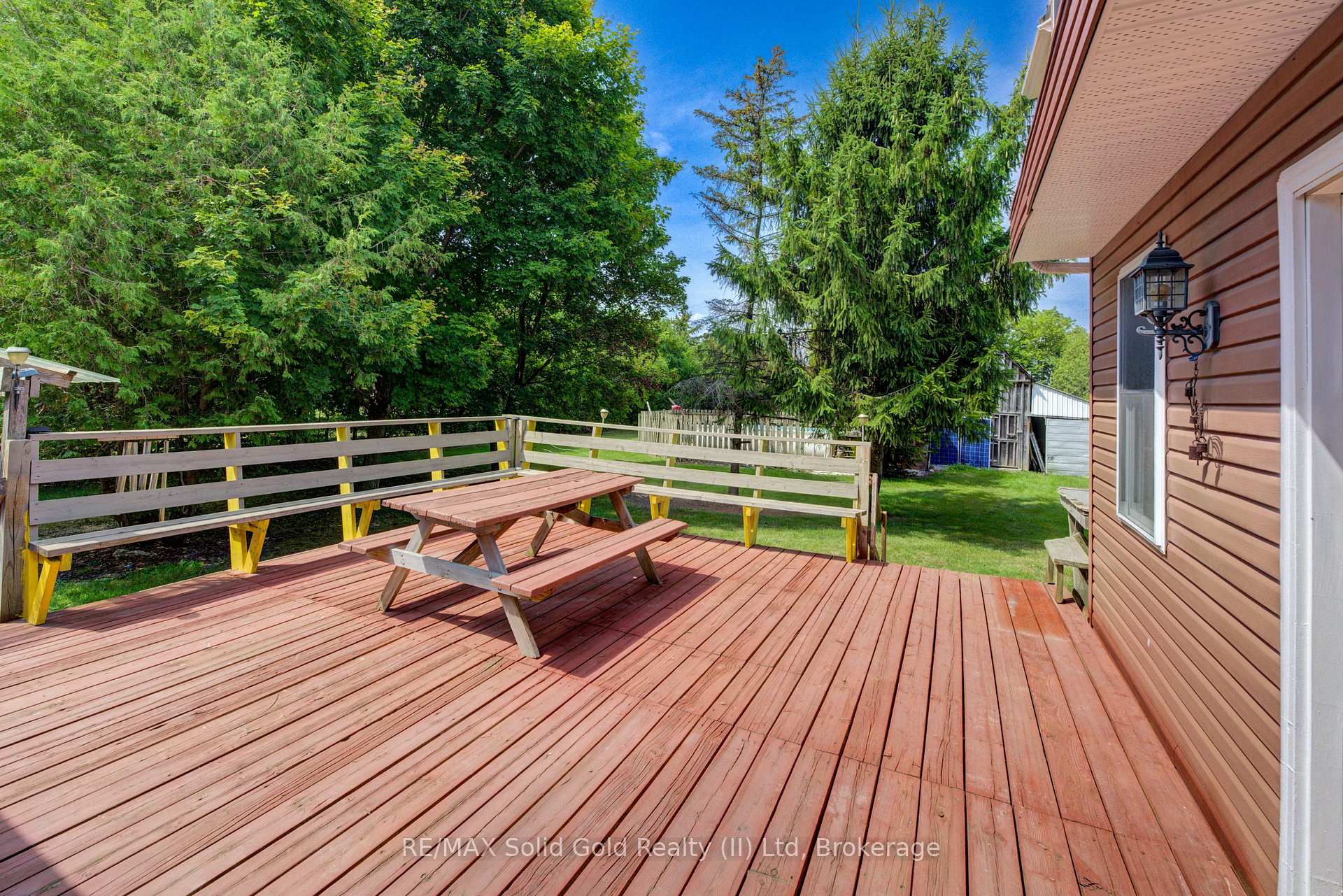 Photo 18 of 17656 Gregory Drive, Thames Centre, Wellburn — HOMEH