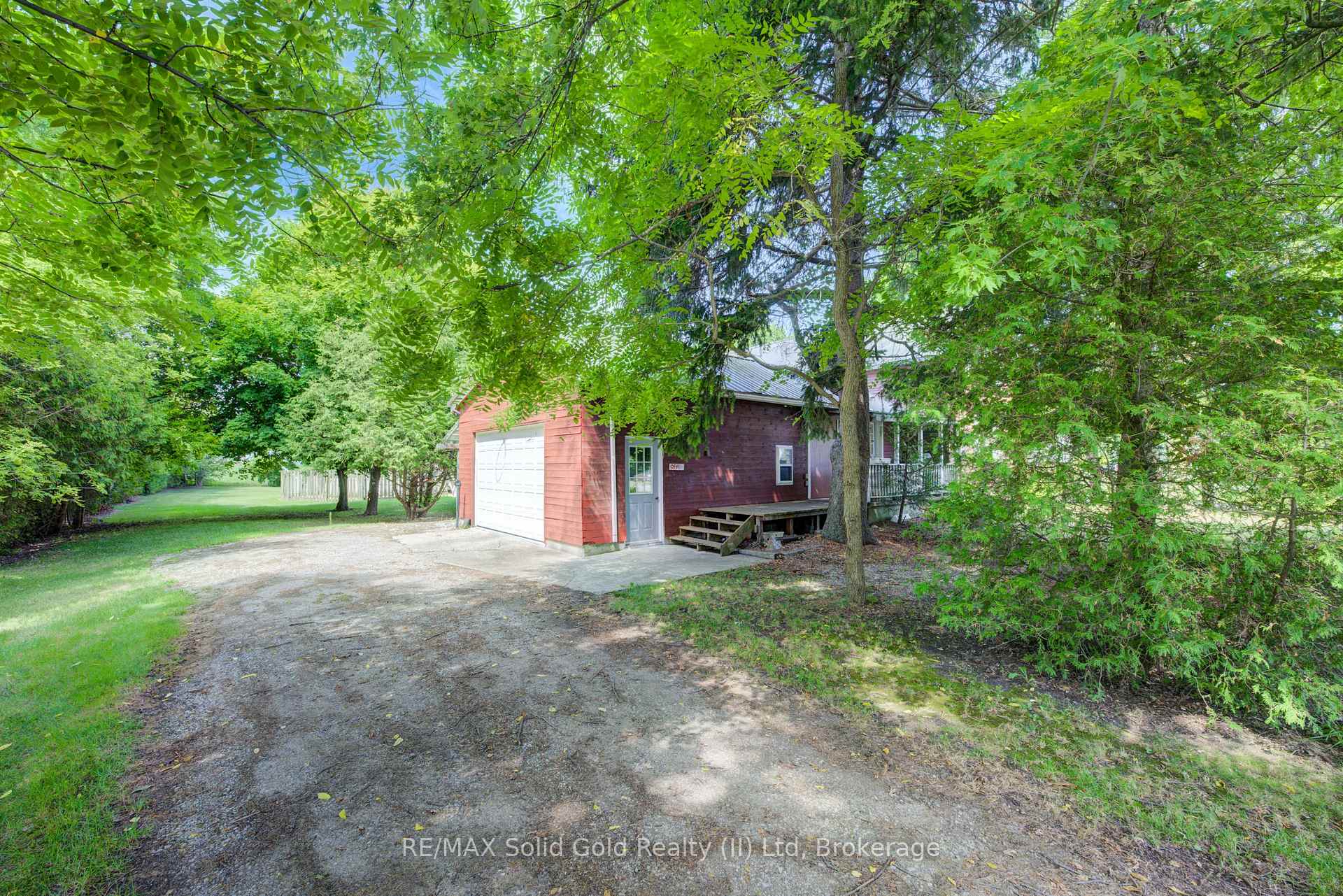 Photo 21 of 17656 Gregory Drive, Thames Centre, Wellburn — HOMEH