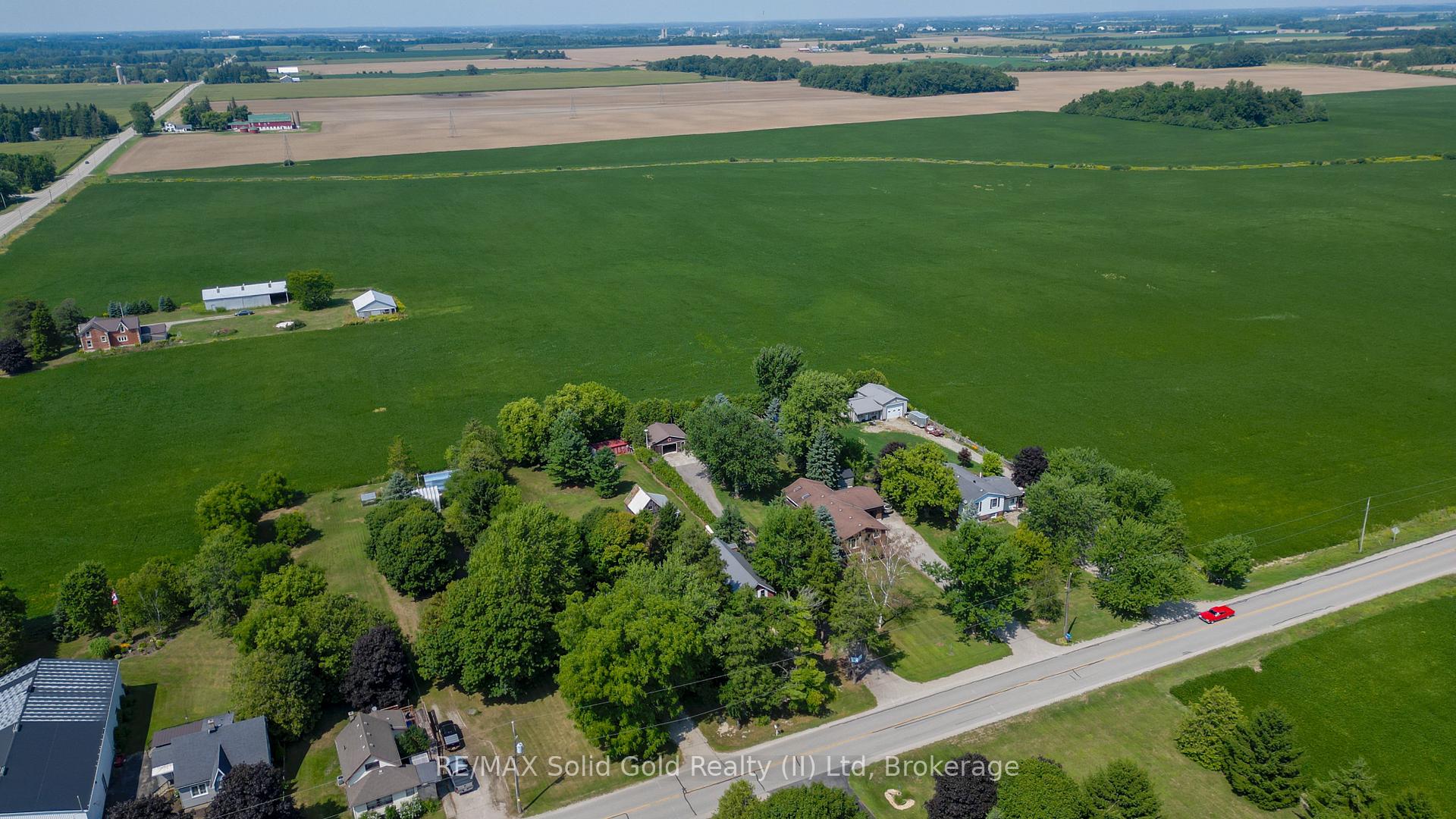 Photo 25 of 17656 Gregory Drive, Thames Centre, Wellburn — HOMEH