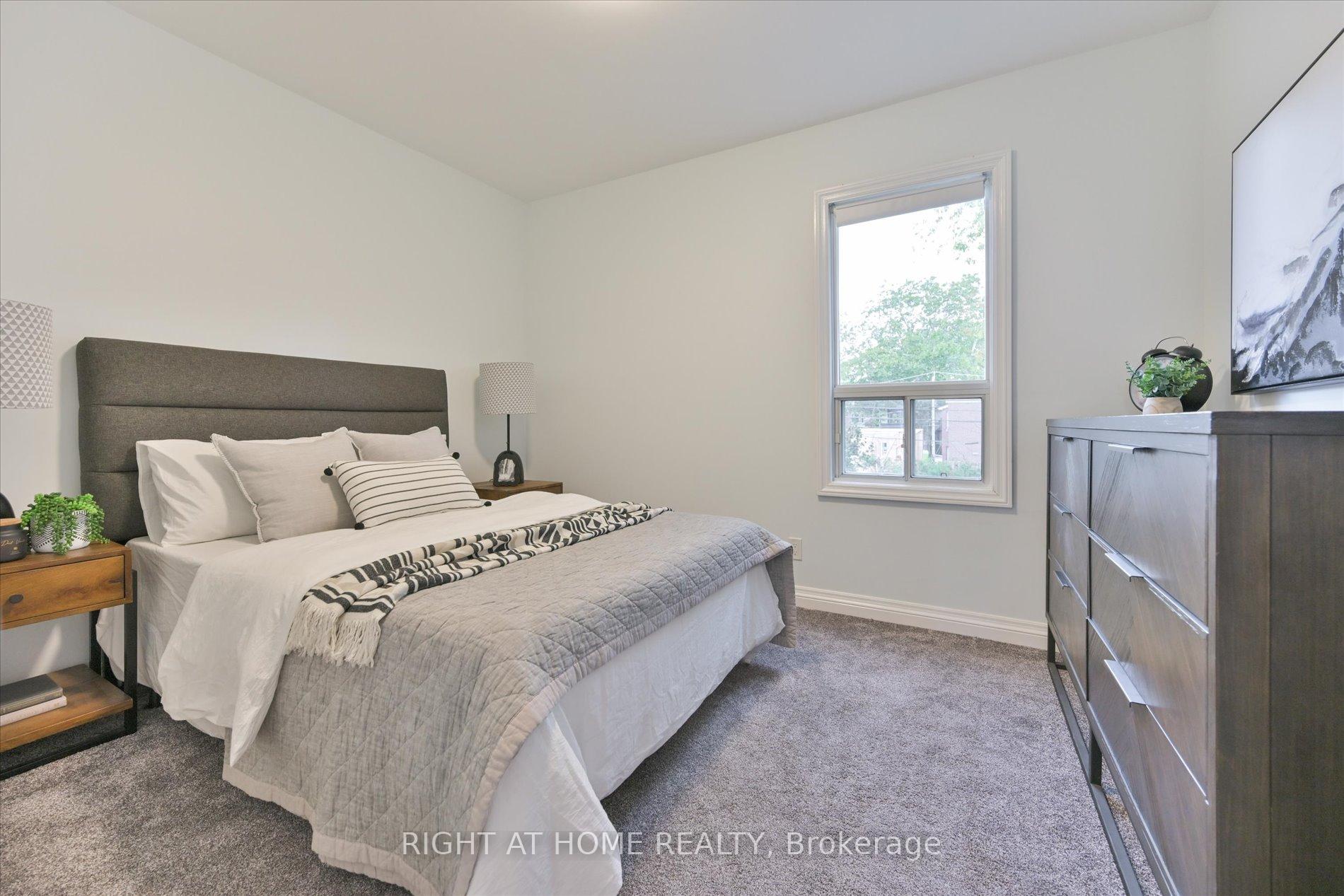 Photo 4 of 28 Baltic Avenue, Toronto, Danforth — HOMEH