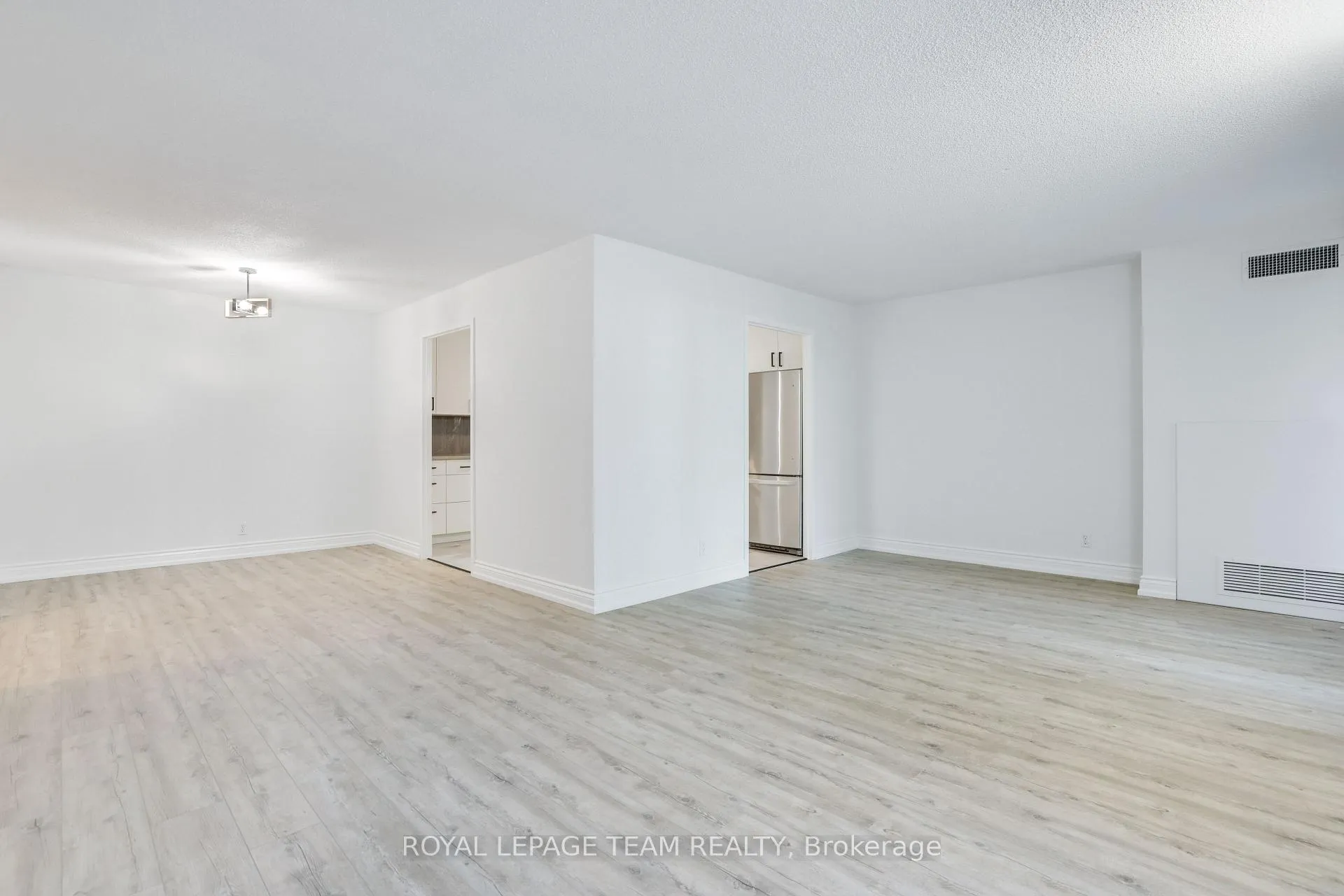 Photo 9 of Unit 113, 2951 Riverside Drive, Ottawa, Mooneys Bay/Riverside Park — HOMEH