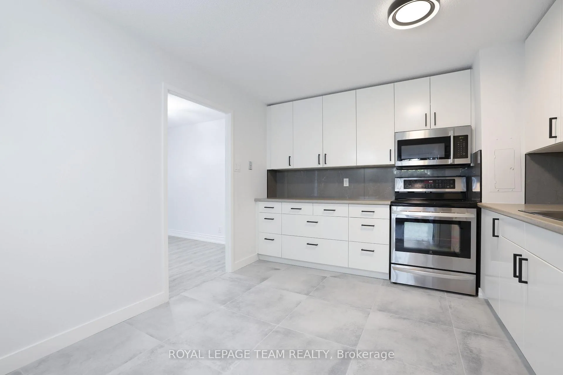 Photo 15 of Unit 113, 2951 Riverside Drive, Ottawa, Mooneys Bay/Riverside Park — HOMEH