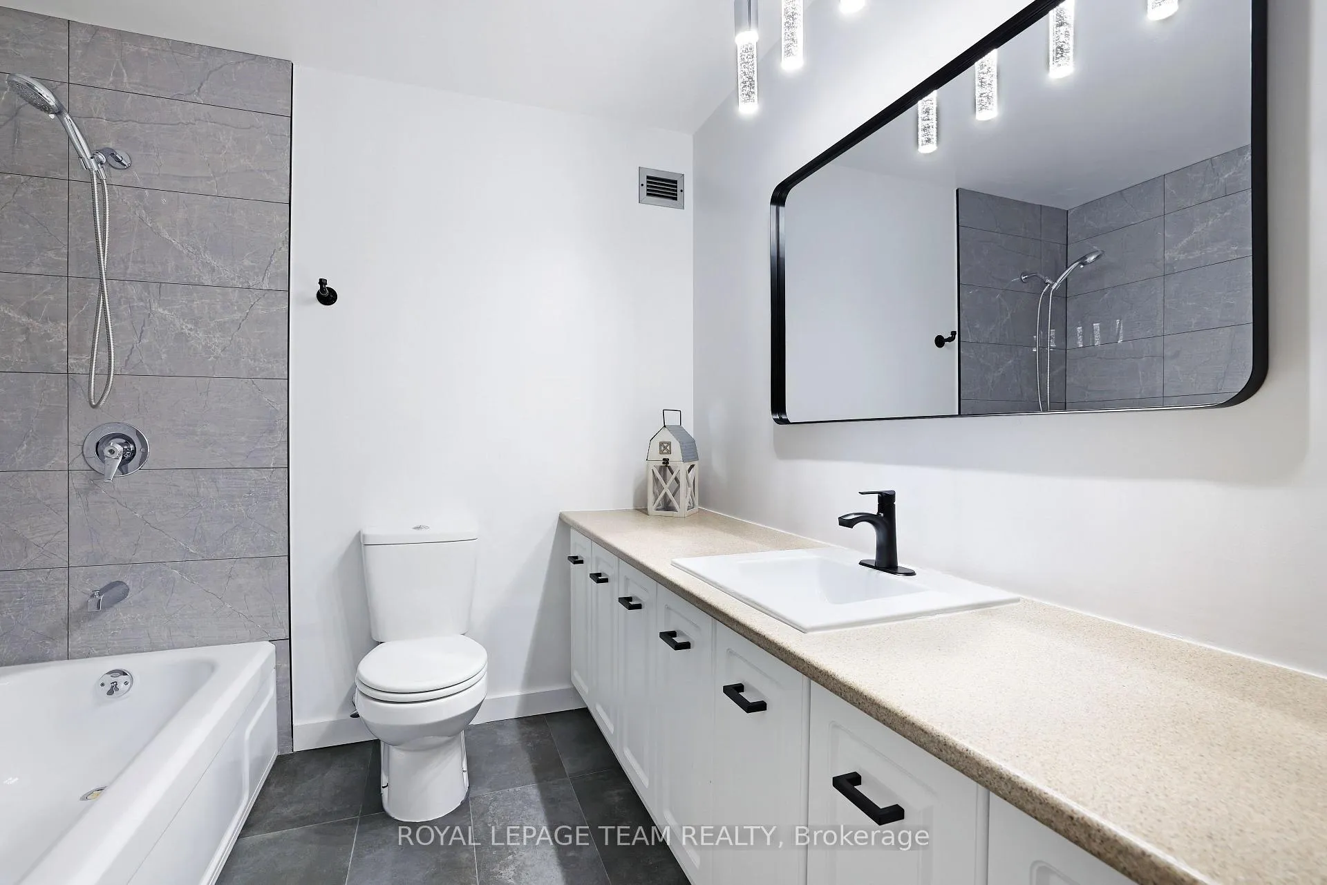 Photo 23 of Unit 113, 2951 Riverside Drive, Ottawa, Mooneys Bay/Riverside Park — HOMEH