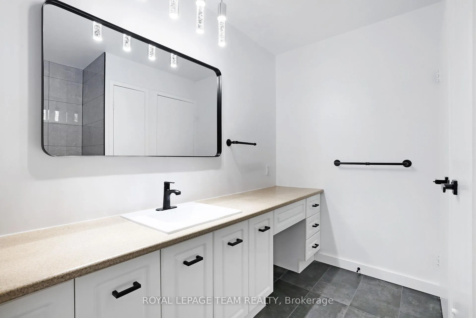 Photo 25 of Unit 113, 2951 Riverside Drive, Ottawa, Mooneys Bay/Riverside Park — HOMEH