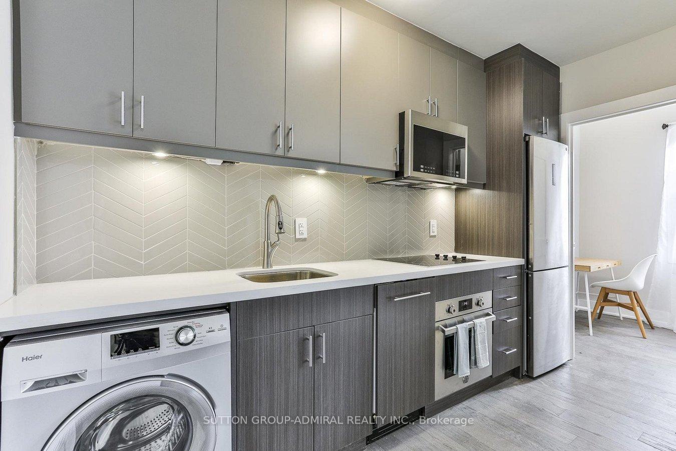 Photo 4 of Unit 21, 464 Spadina Road, Toronto, Forest Hill South — HOMEH
