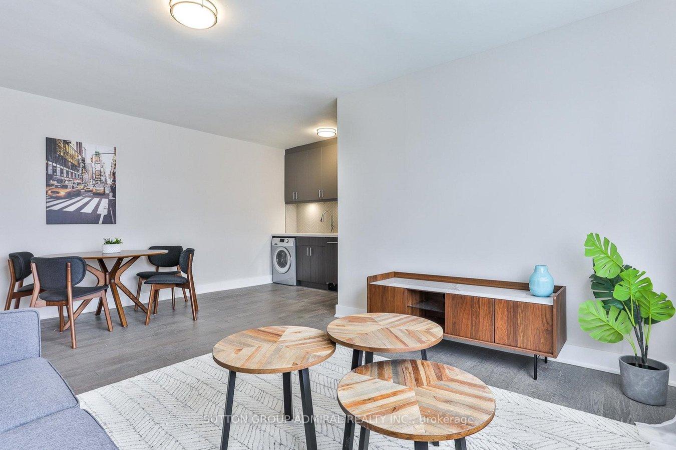Photo 6 of Unit 21, 464 Spadina Road, Toronto, Forest Hill South — HOMEH
