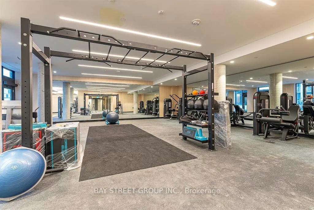 Photo 16 of Unit 821, 2020 Bathurst Street, Toronto, Humewood-Cedarvale — HOMEH