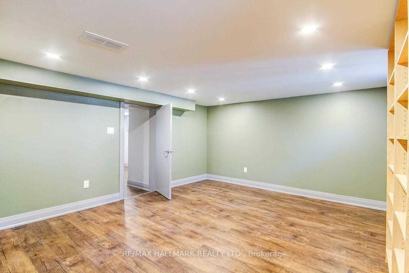 Photo 24 of 330 Sammon Avenue, Toronto, Danforth Village-East York — HOMEH