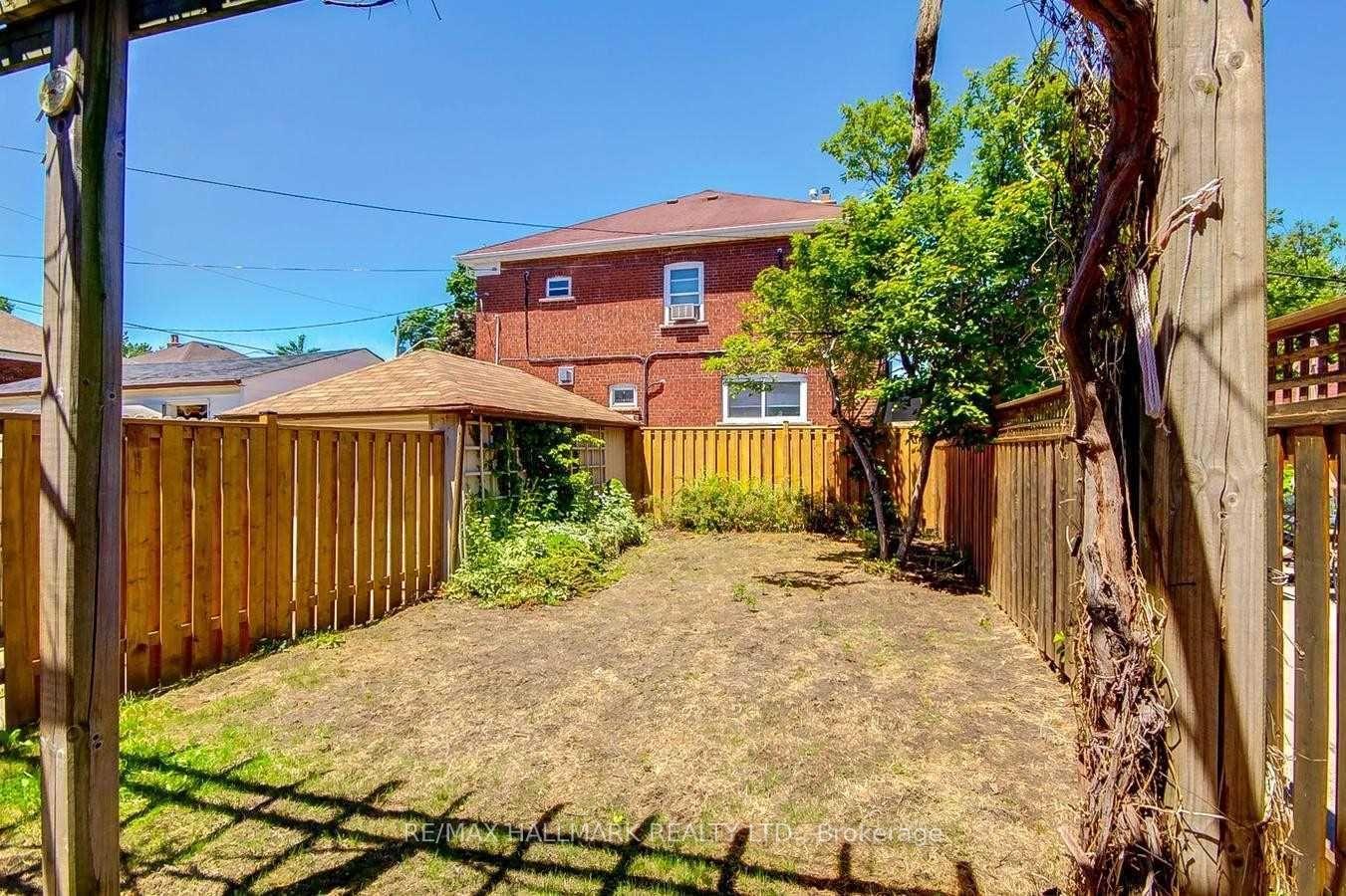 Photo 30 of 330 Sammon Avenue, Toronto, Danforth Village-East York — HOMEH