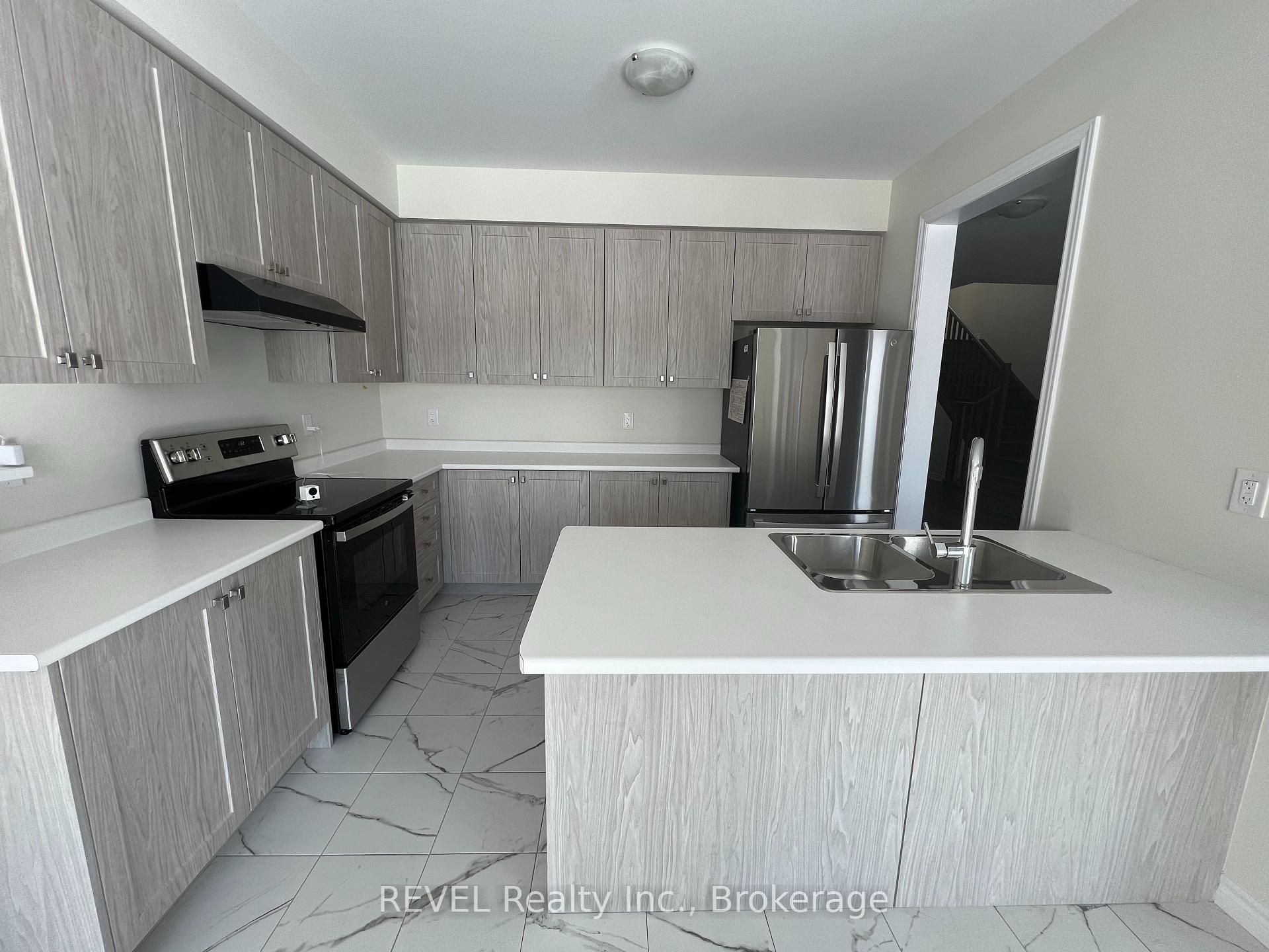 Photo 8 of 219 Vanilla Trail, Thorold, Rolling Meadows — HOMEH