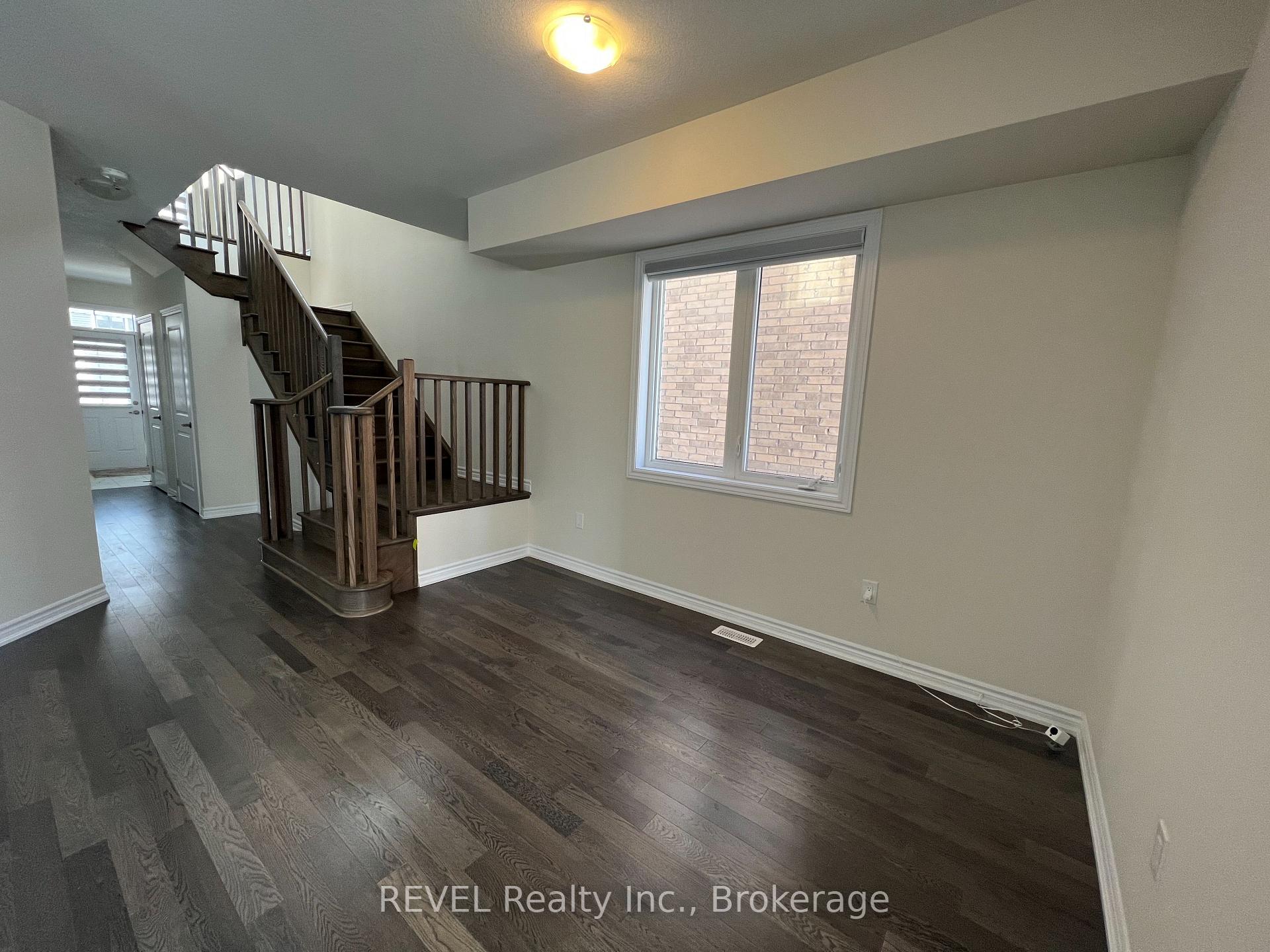 Photo 10 of 219 Vanilla Trail, Thorold, Rolling Meadows — HOMEH
