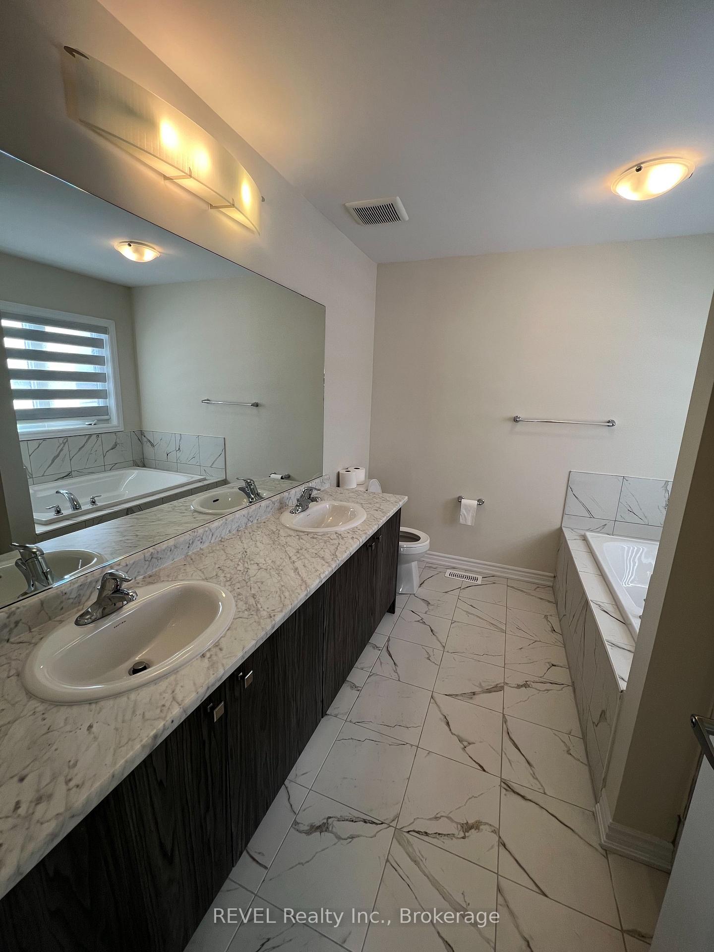 Photo 14 of 219 Vanilla Trail, Thorold, Rolling Meadows — HOMEH