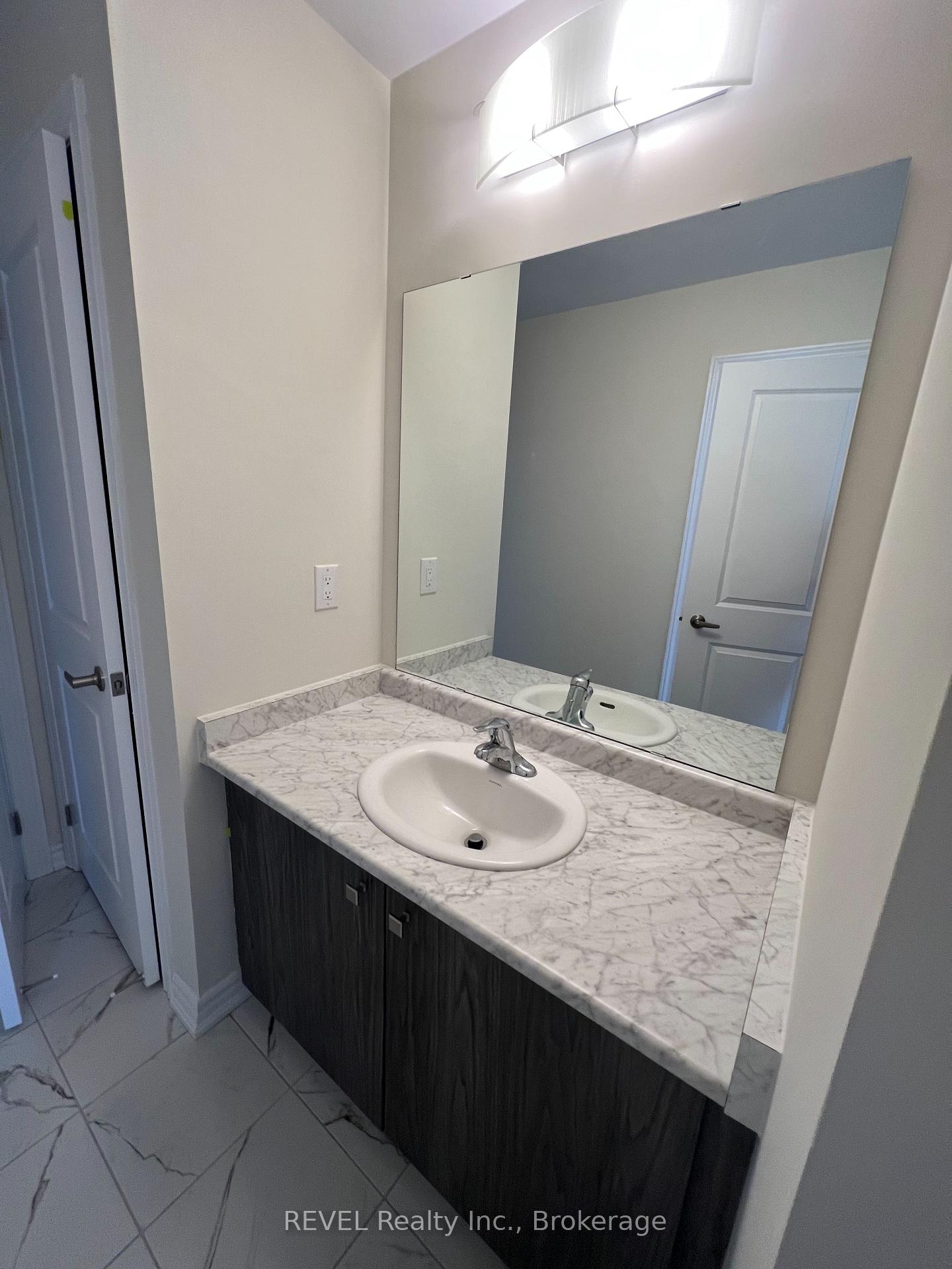 Photo 22 of 219 Vanilla Trail, Thorold, Rolling Meadows — HOMEH