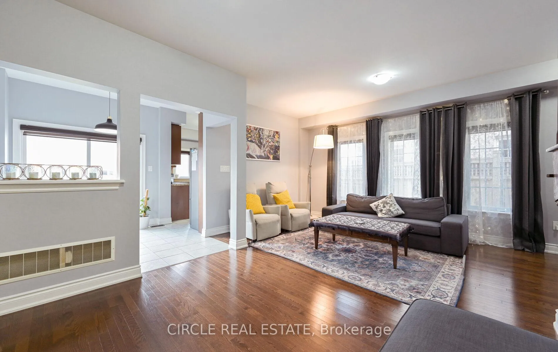 Photo 6 of 22 Brussels Avenue, Brampton, Sandringham-Wellington — HOMEH