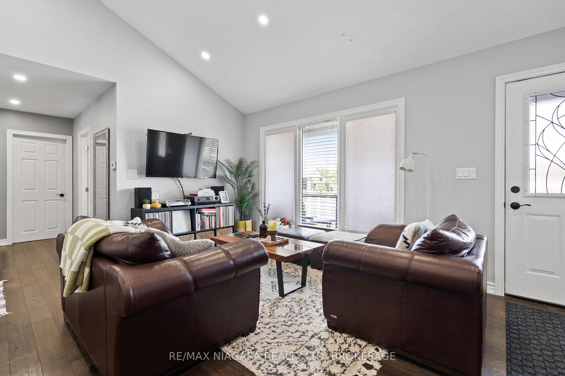 Photo 3 of 127 St Davids Road, Thorold, Thorold Downtown — HOMEH