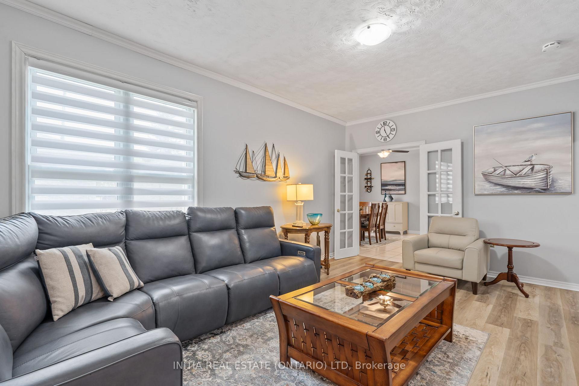 Photo 7 of 239 Queen Street, Strathroy-Caradoc, SE — HOMEH