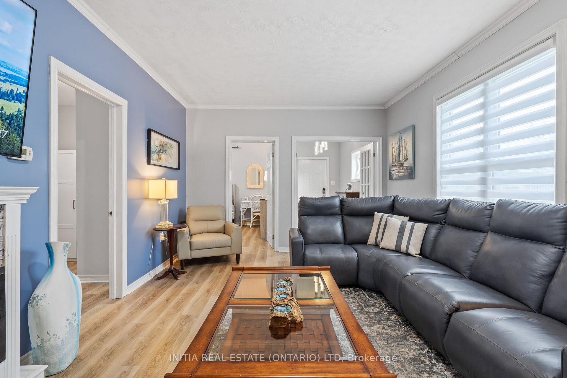 Photo 10 of 239 Queen Street, Strathroy-Caradoc, SE — HOMEH