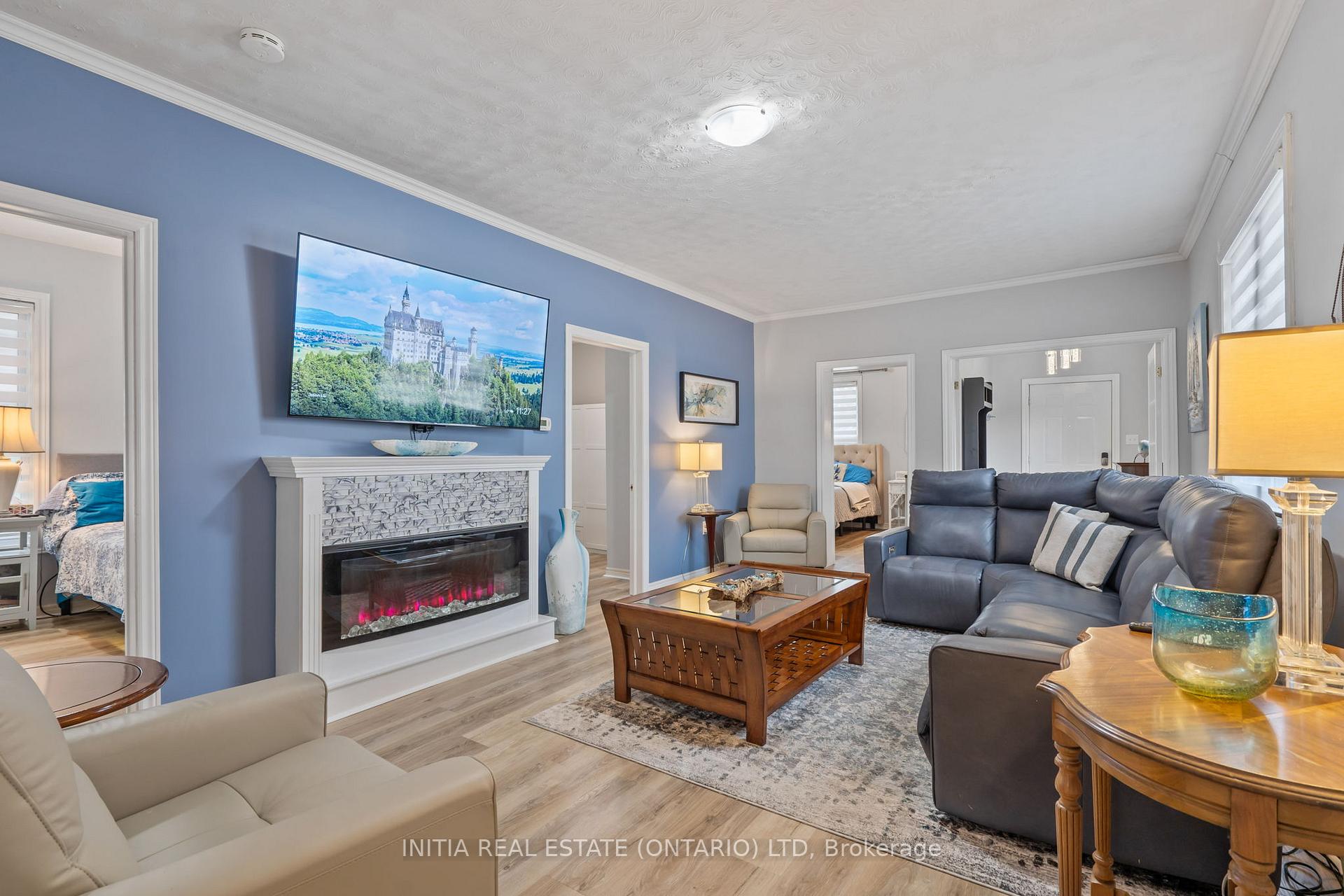 Photo 11 of 239 Queen Street, Strathroy-Caradoc, SE — HOMEH