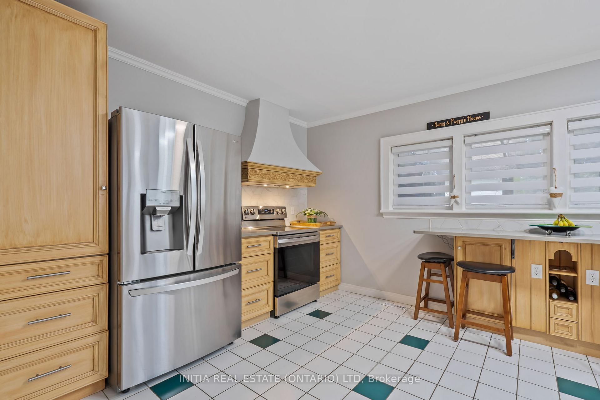 Photo 15 of 239 Queen Street, Strathroy-Caradoc, SE — HOMEH
