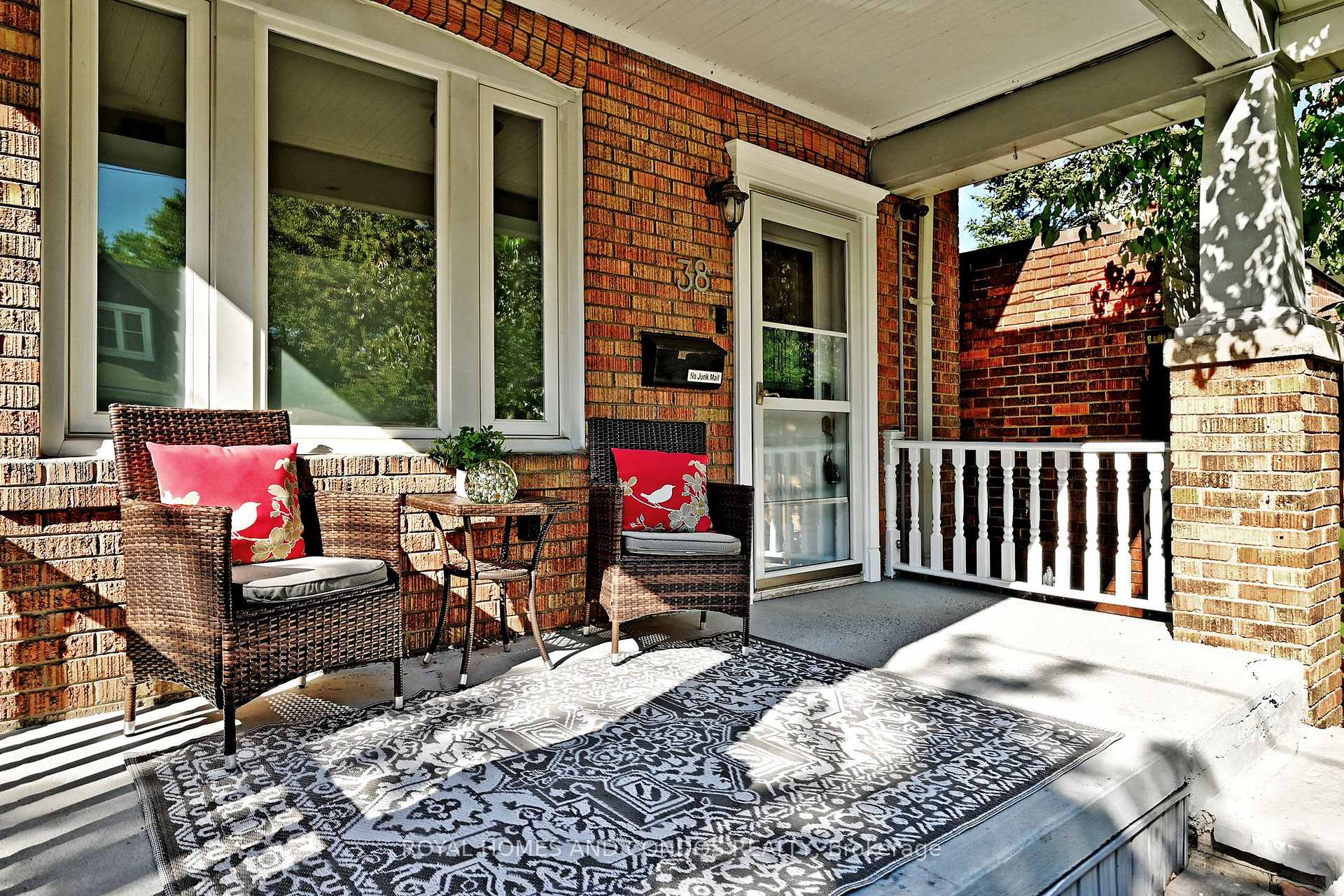 Photo 3 of 38 Gates Avenue, Toronto, East End-Danforth — HOMEH