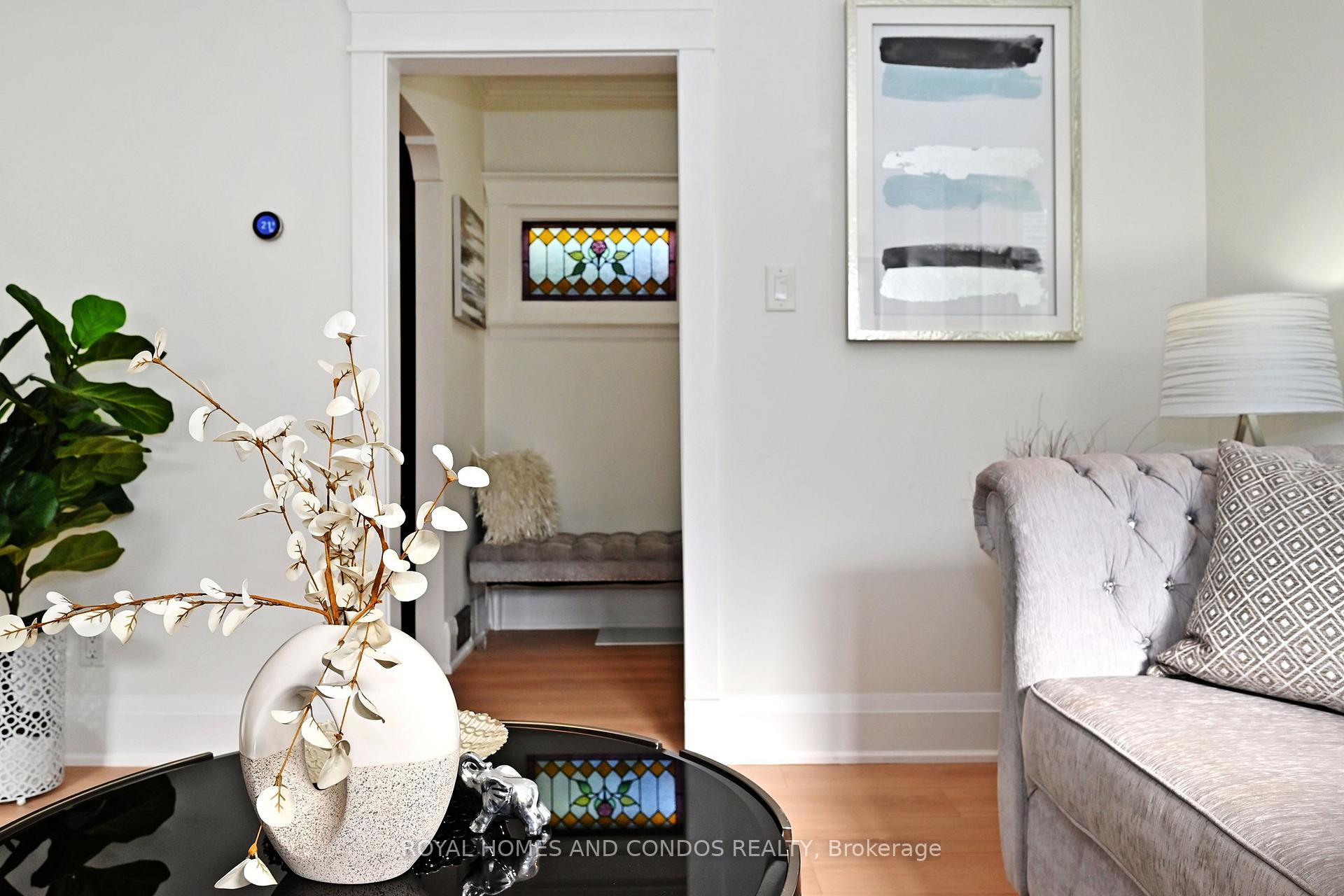 Photo 7 of 38 Gates Avenue, Toronto, East End-Danforth — HOMEH