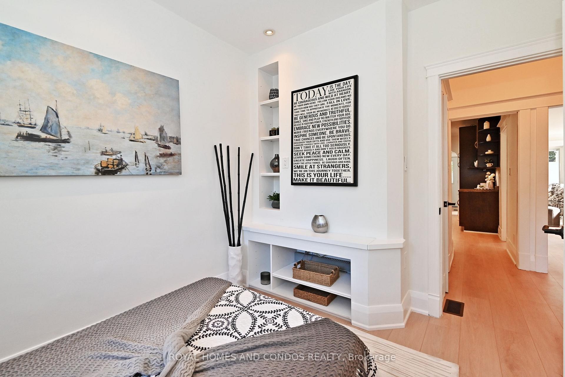 Photo 24 of 38 Gates Avenue, Toronto, East End-Danforth — HOMEH