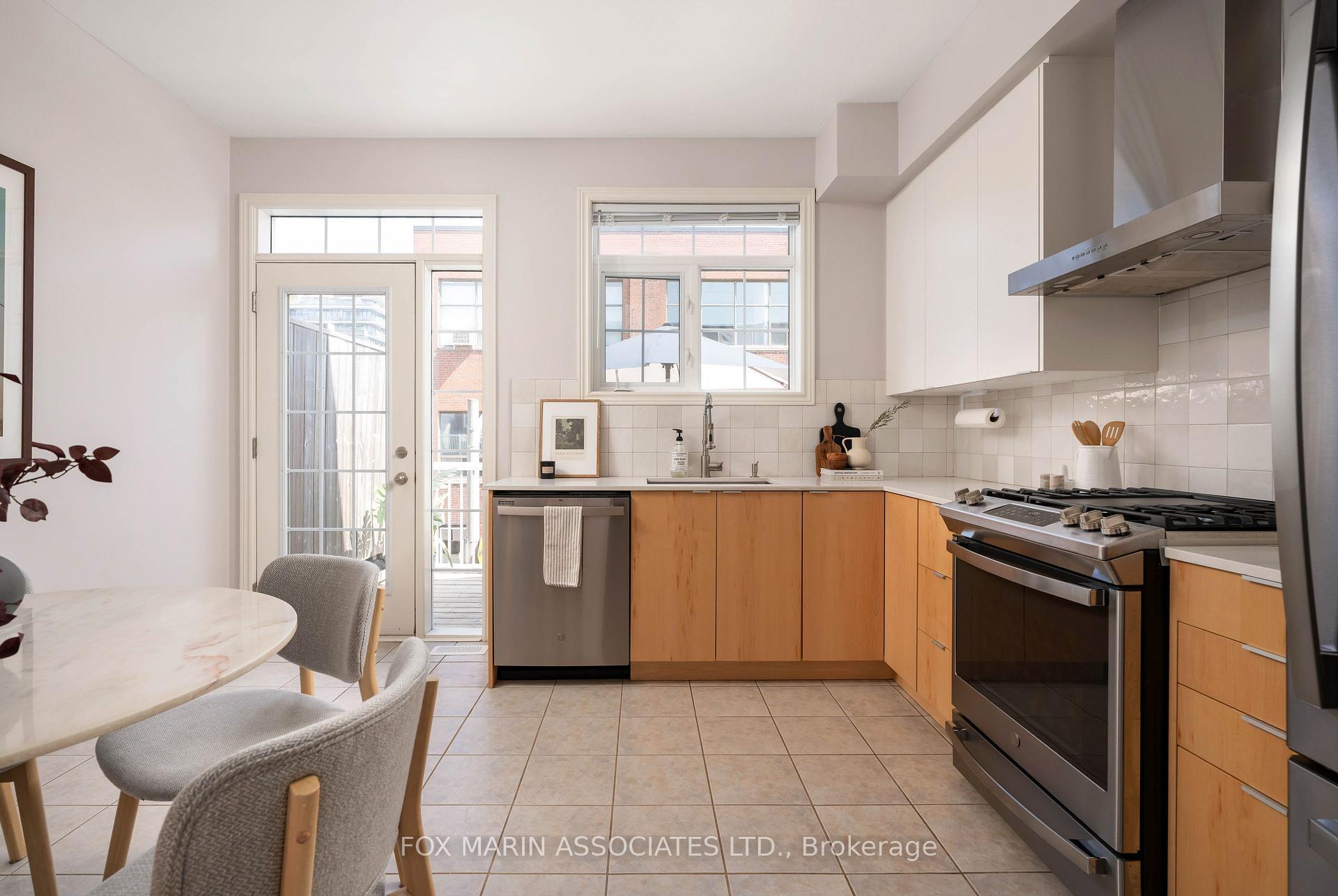 Photo 14 of 69 Natalie Place, Toronto, South Riverdale — HOMEH