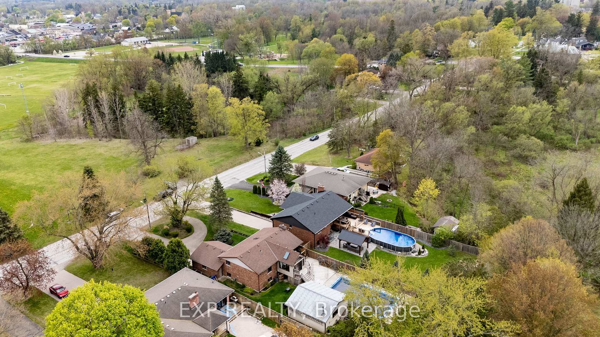 Photo 3 of 97 Kittridge Avenue E, Strathroy-Caradoc, NE — HOMEH