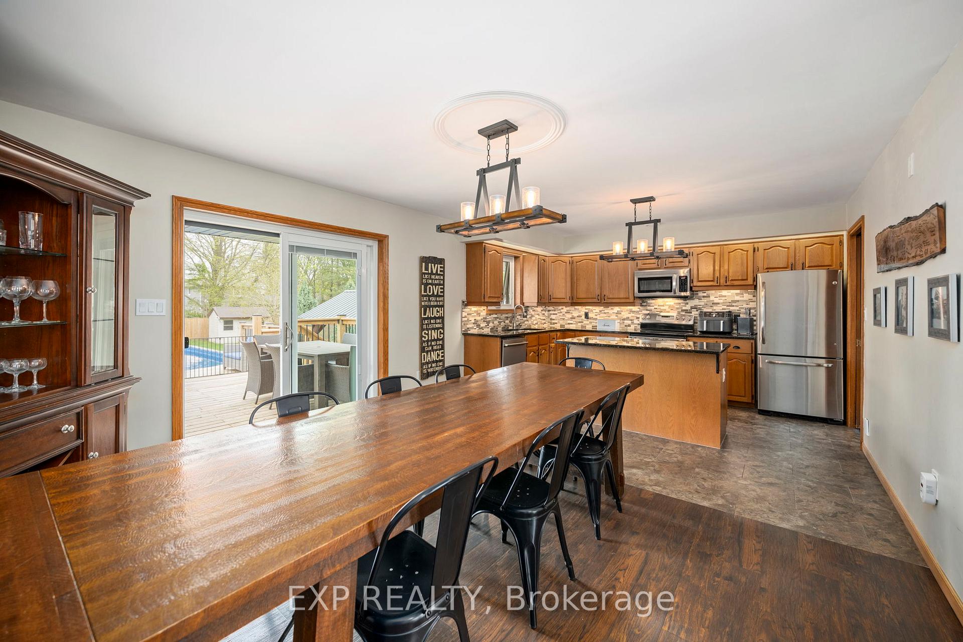 Photo 11 of 97 Kittridge Avenue E, Strathroy-Caradoc, NE — HOMEH