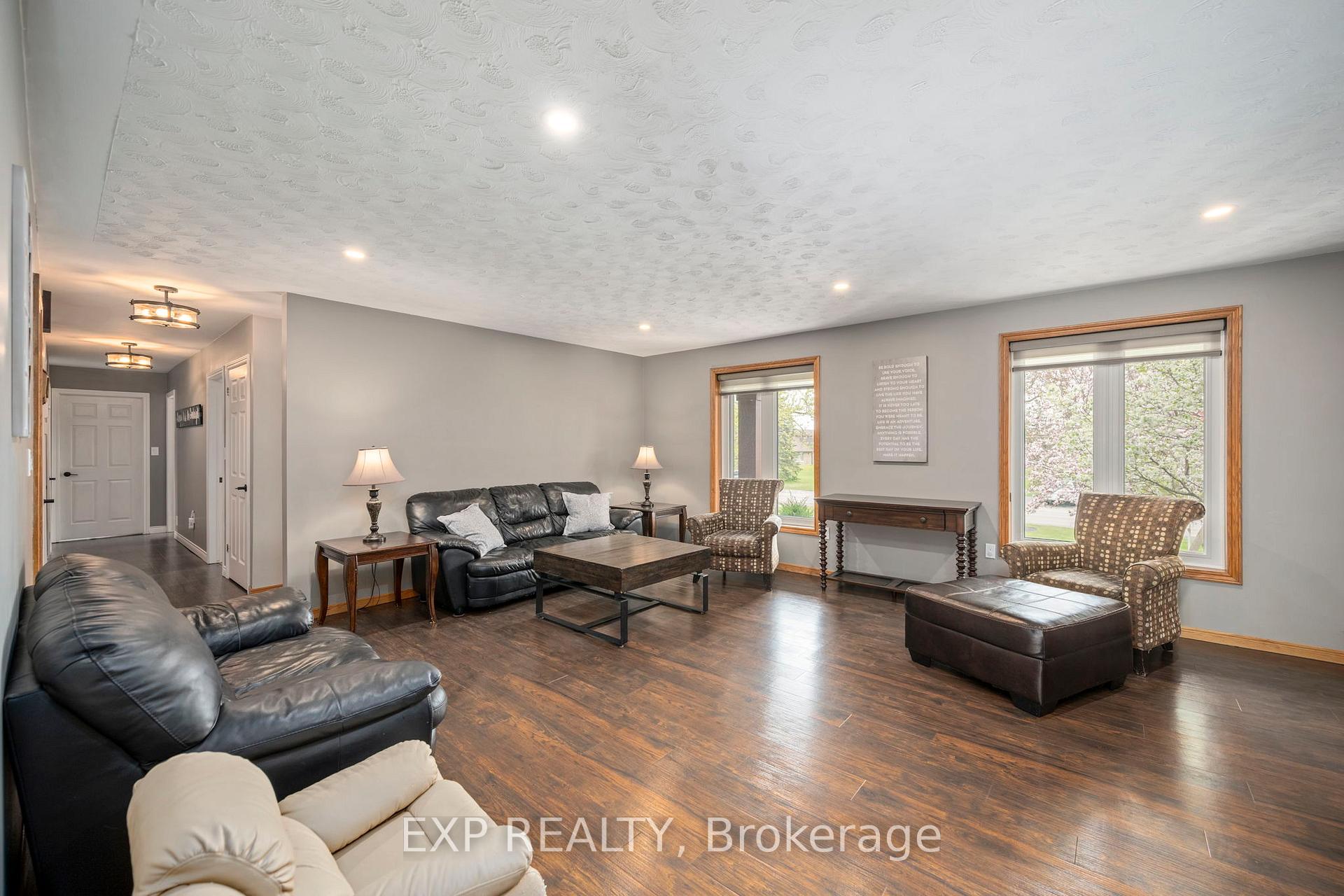 Photo 14 of 97 Kittridge Avenue E, Strathroy-Caradoc, NE — HOMEH