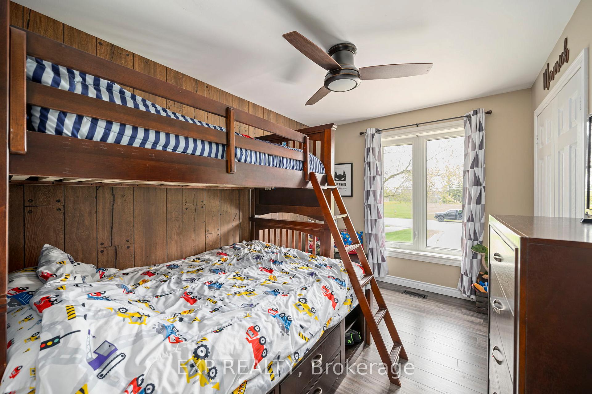 Photo 22 of 97 Kittridge Avenue E, Strathroy-Caradoc, NE — HOMEH