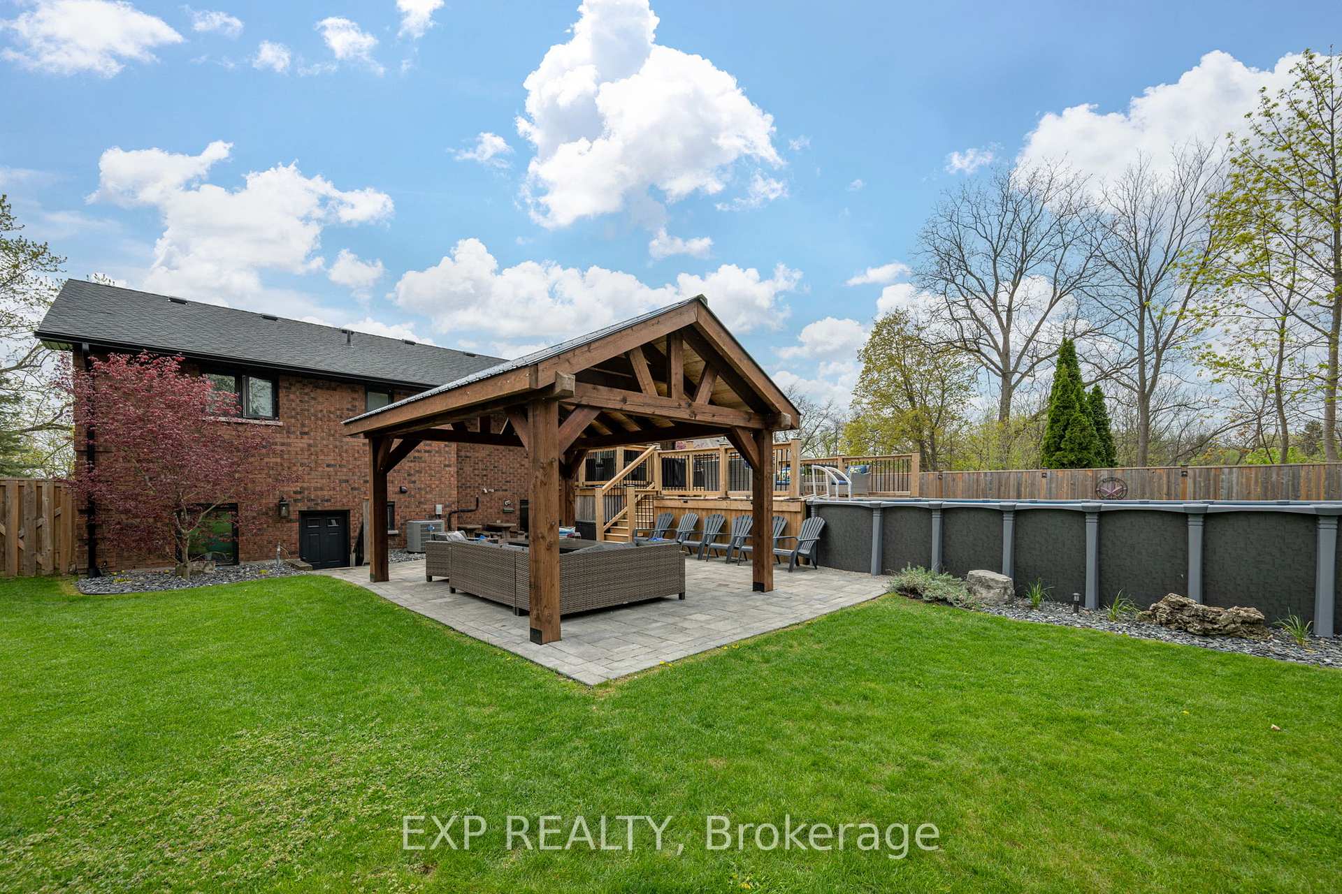 Photo 28 of 97 Kittridge Avenue E, Strathroy-Caradoc, NE — HOMEH