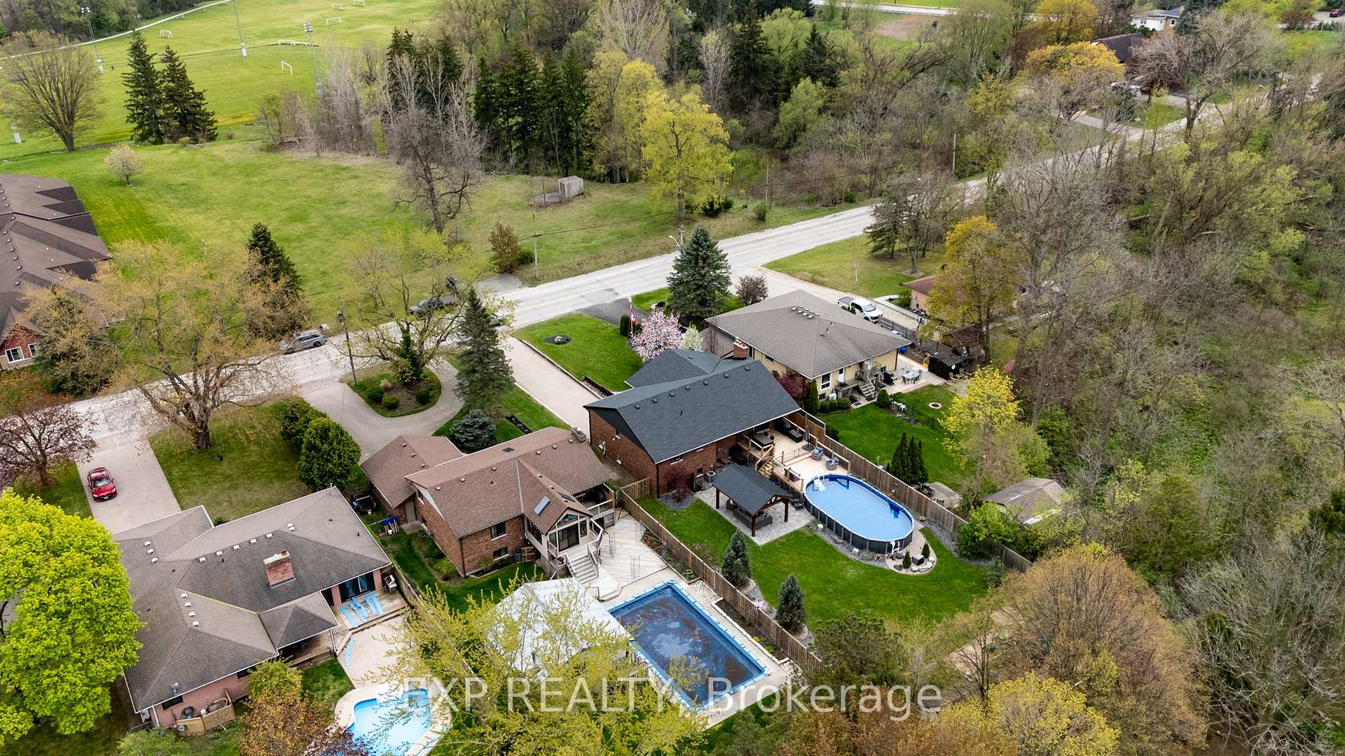 Photo 41 of 97 Kittridge Avenue E, Strathroy-Caradoc, NE — HOMEH