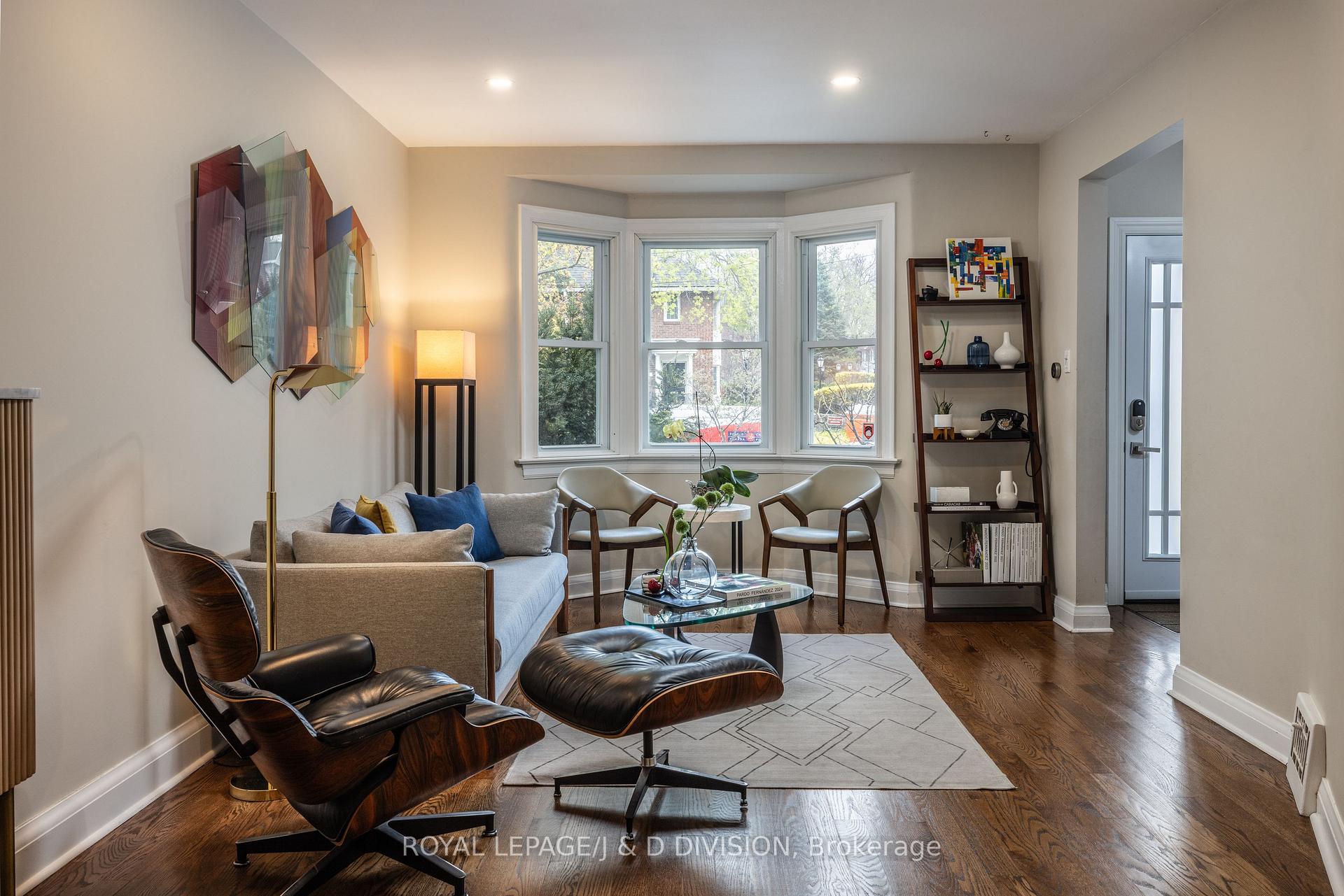 Photo 3 of 227 Broadway Avenue, Toronto, Mount Pleasant East — HOMEH