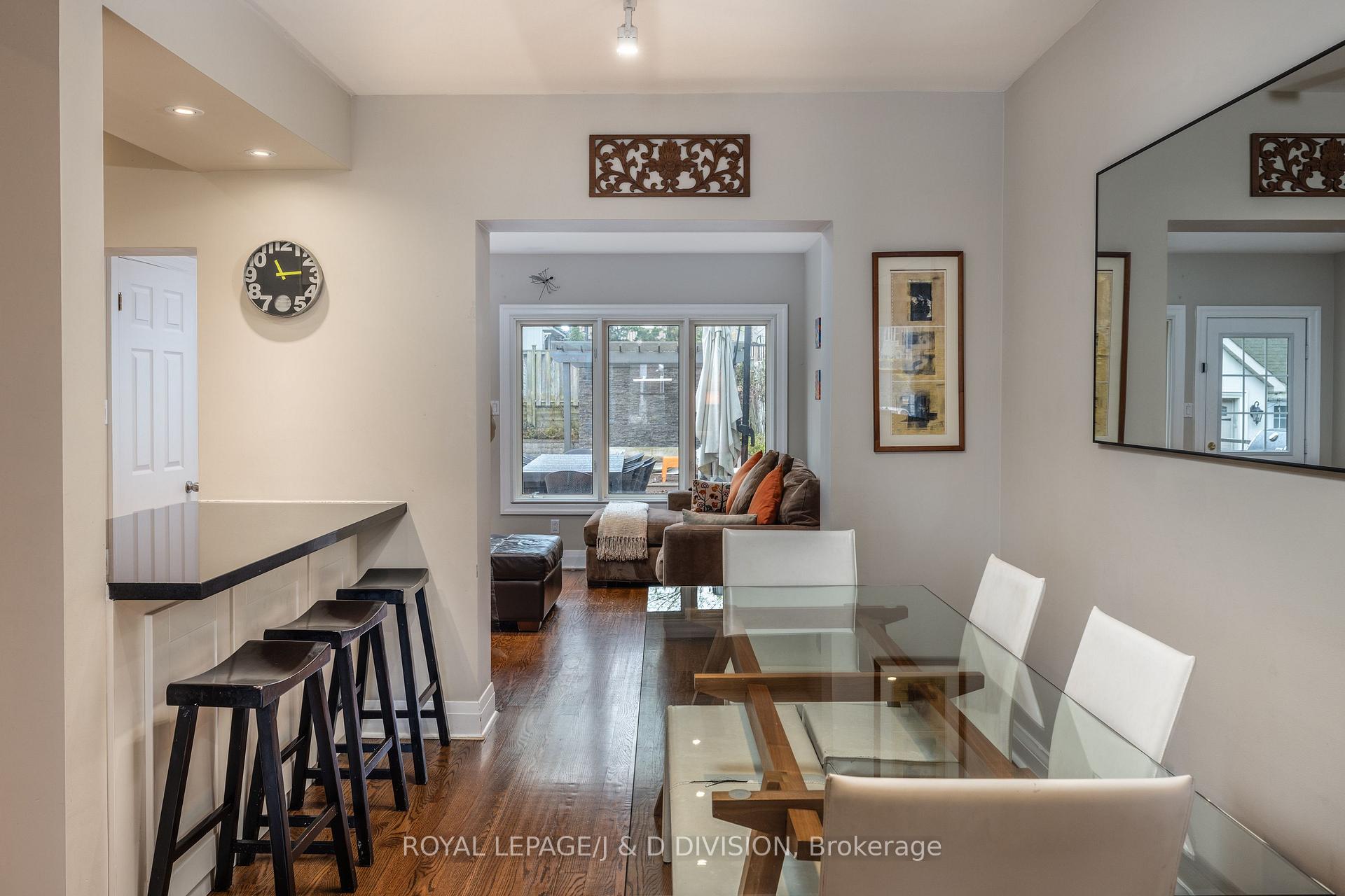 Photo 6 of 227 Broadway Avenue, Toronto, Mount Pleasant East — HOMEH