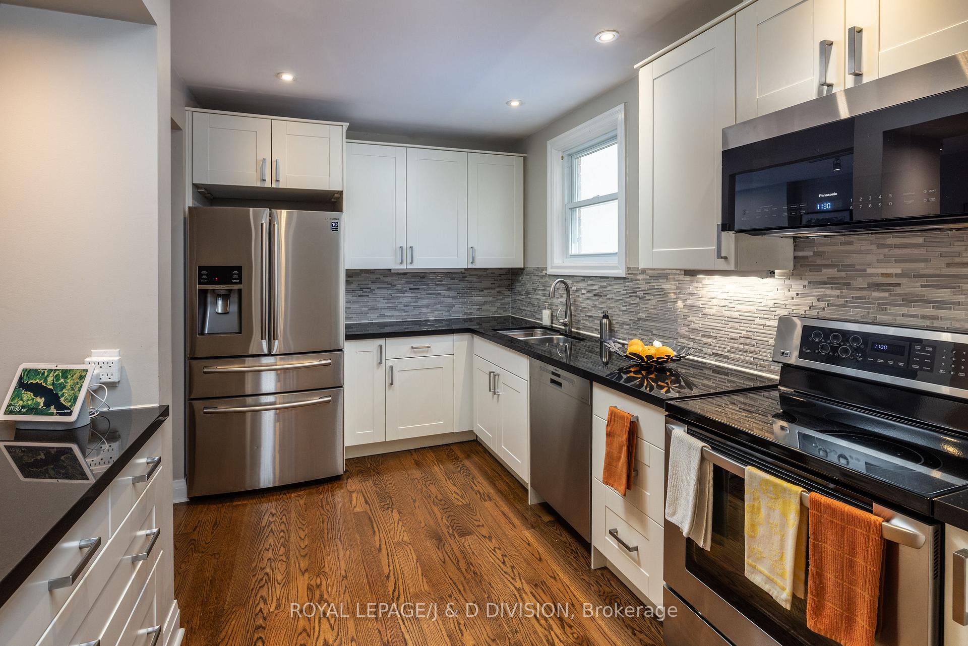 Photo 8 of 227 Broadway Avenue, Toronto, Mount Pleasant East — HOMEH