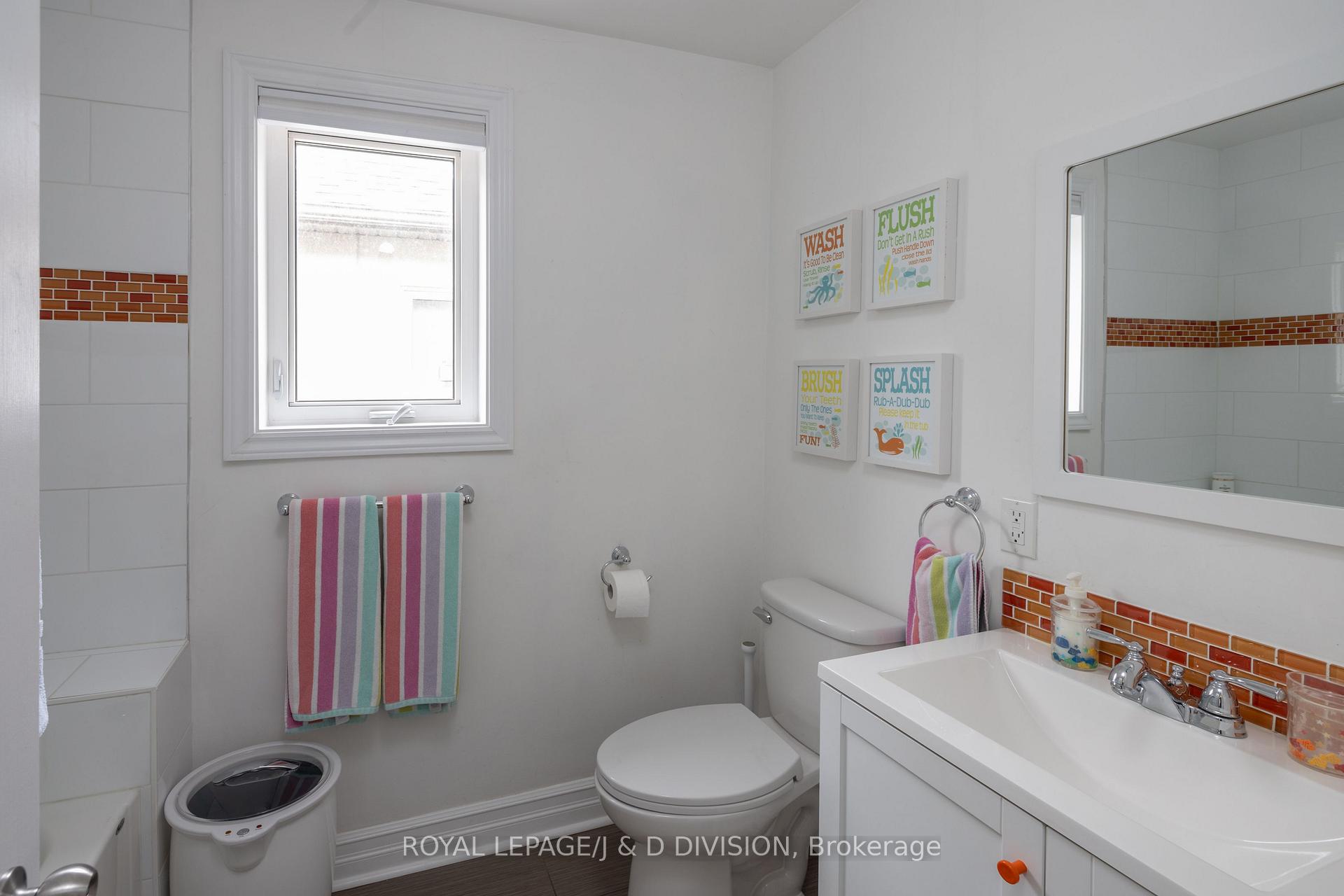 Photo 18 of 227 Broadway Avenue, Toronto, Mount Pleasant East — HOMEH