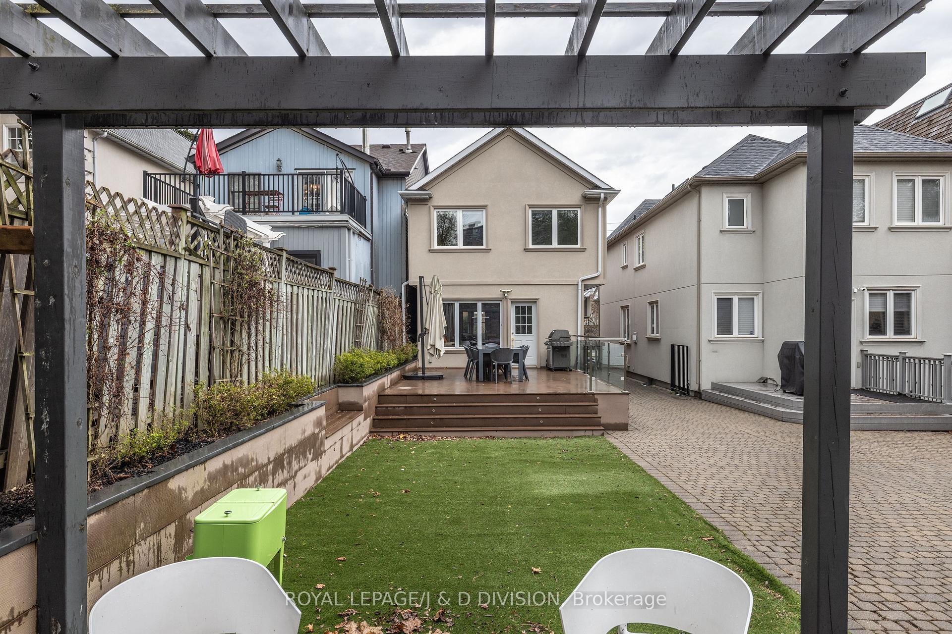 Photo 26 of 227 Broadway Avenue, Toronto, Mount Pleasant East — HOMEH