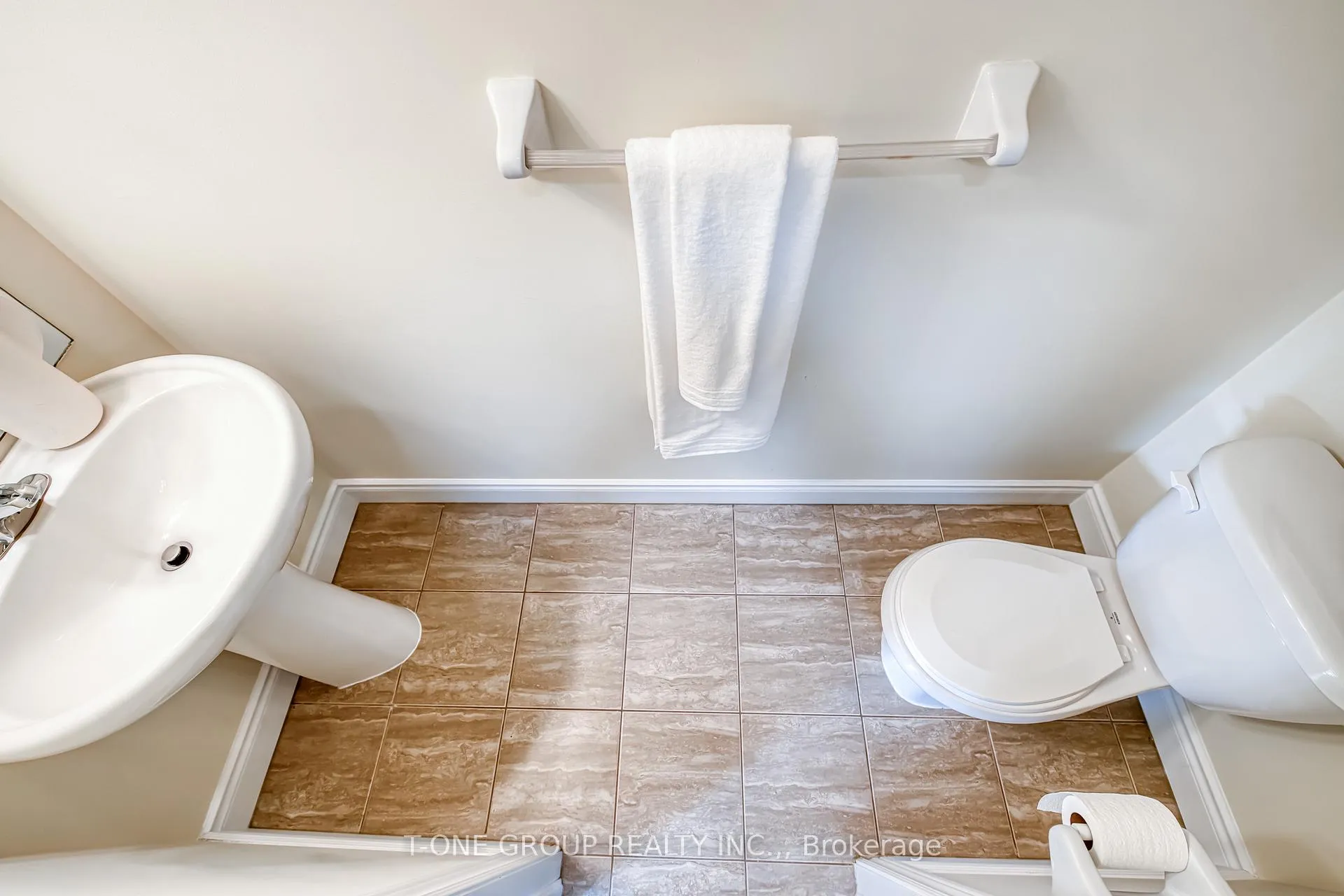 Photo 29 of 36 Battista Perri Drive, Markham, Wismer — HOMEH