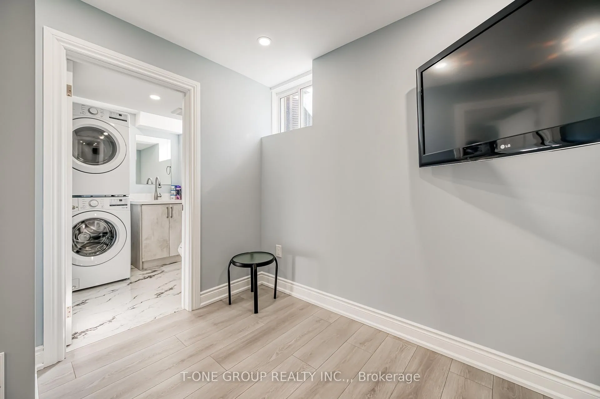 Photo 38 of 36 Battista Perri Drive, Markham, Wismer — HOMEH