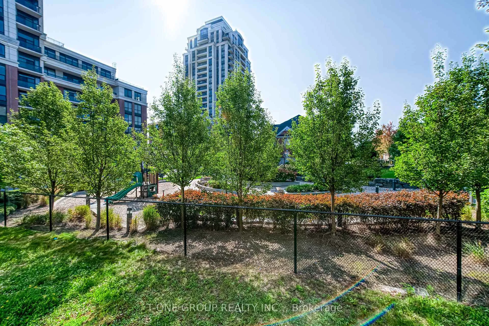 Photo 41 of 36 Battista Perri Drive, Markham, Wismer — HOMEH