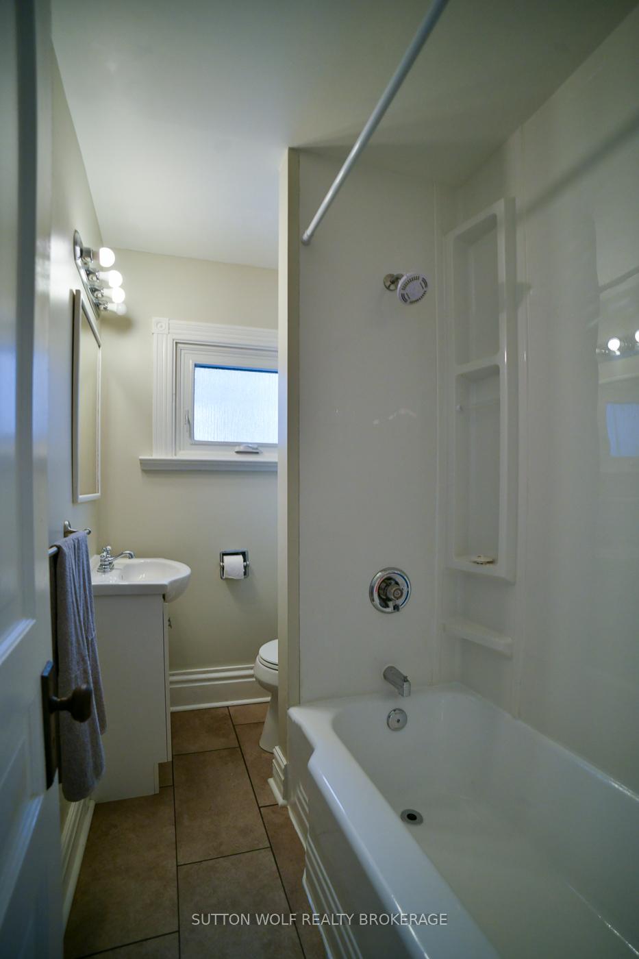 Photo 19 of 91 North Street, Strathroy-Caradoc, NW — HOMEH