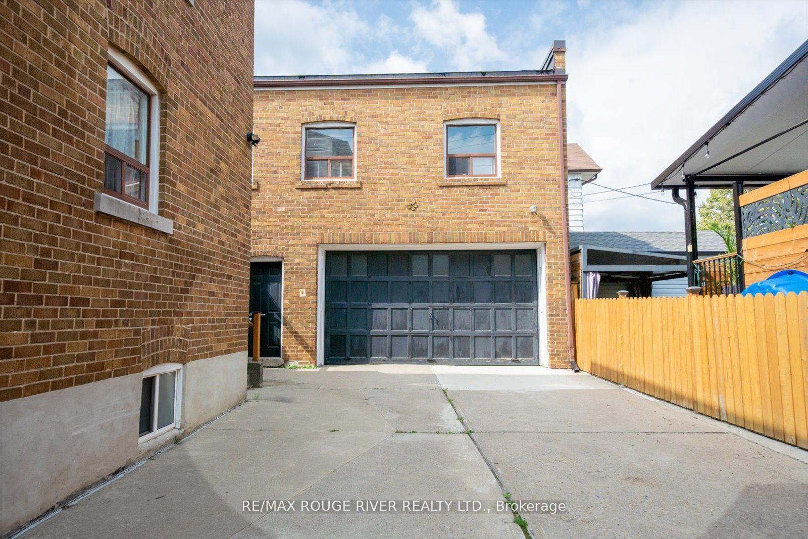 Photo 3 of 424 Oakwood Avenue, Toronto, Oakwood Village — HOMEH