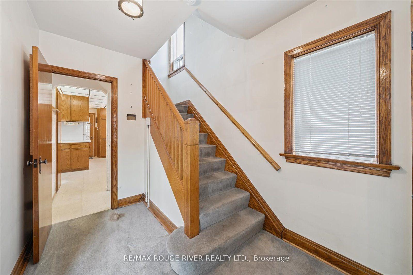 Photo 12 of 424 Oakwood Avenue, Toronto, Oakwood Village — HOMEH