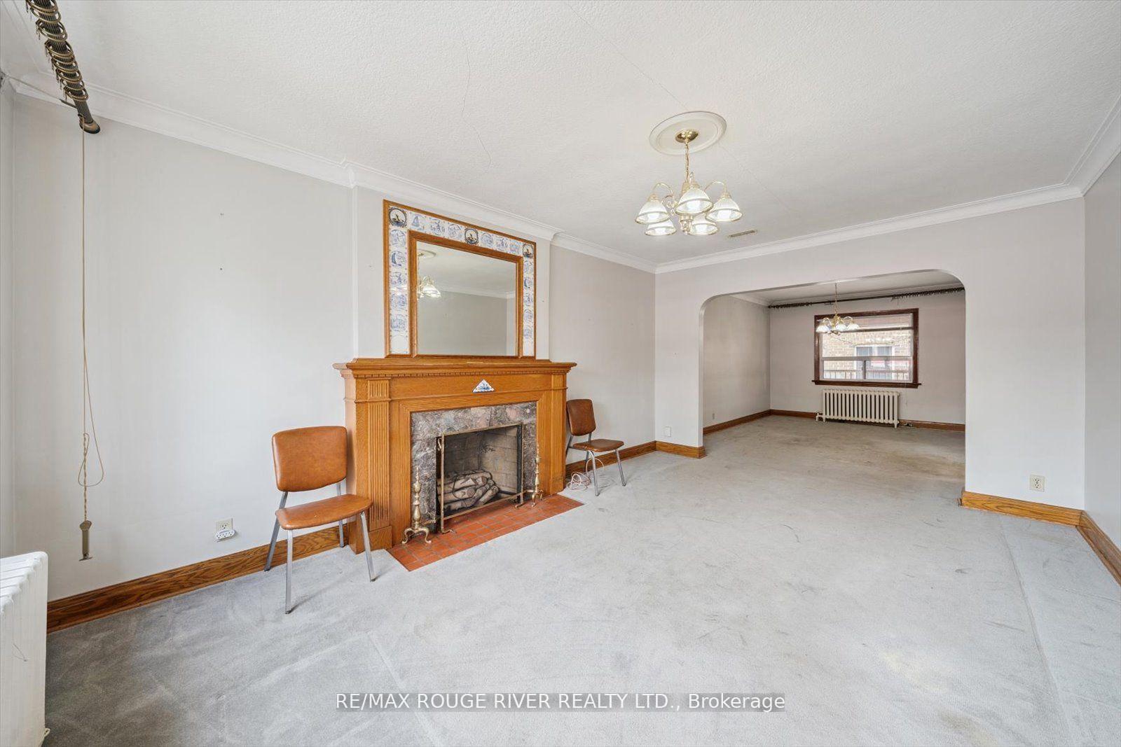 Photo 14 of 424 Oakwood Avenue, Toronto, Oakwood Village — HOMEH