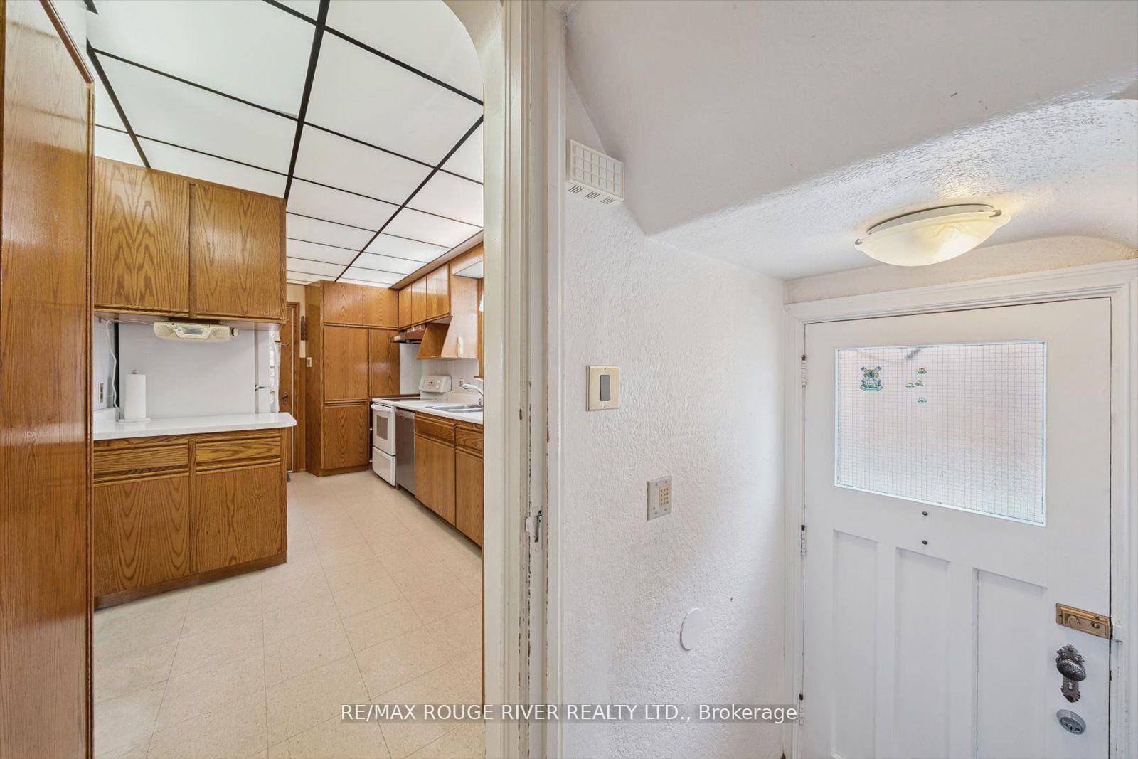 Photo 25 of 424 Oakwood Avenue, Toronto, Oakwood Village — HOMEH