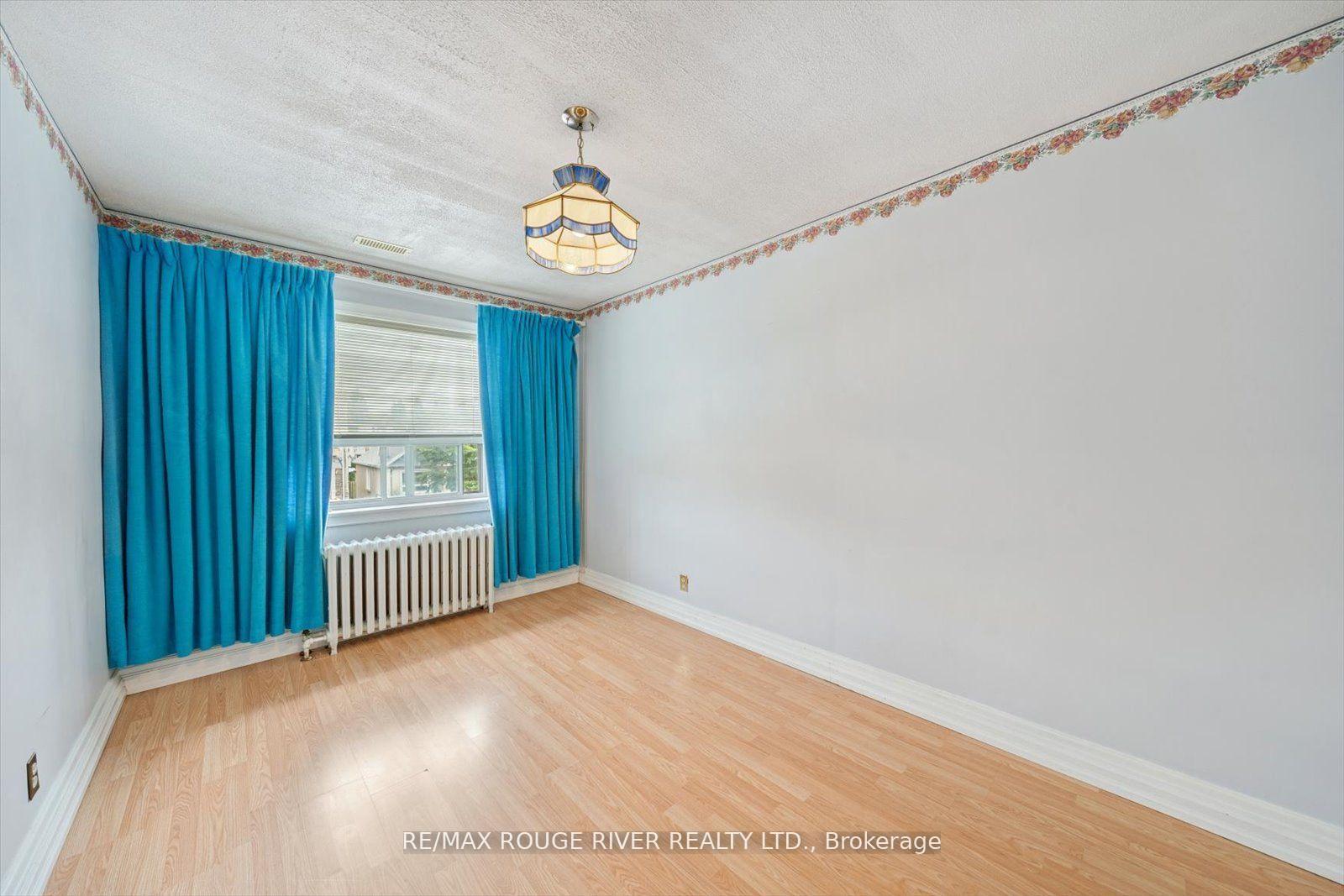 Photo 30 of 424 Oakwood Avenue, Toronto, Oakwood Village — HOMEH